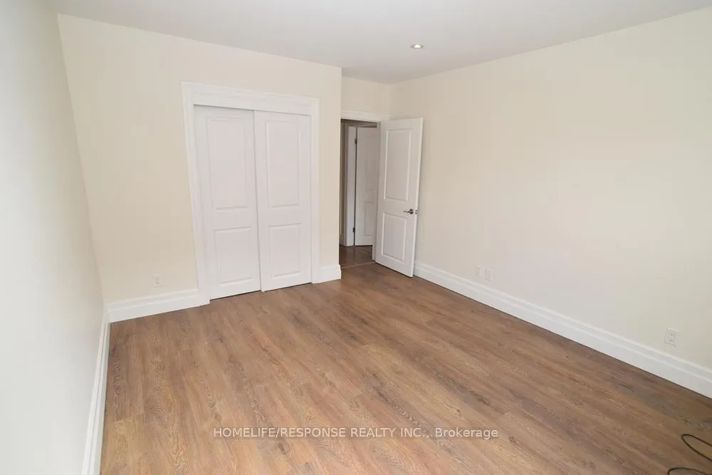 Photo 7 of Unit 2, 150 Sixth Street, Etobicoke, New Toronto — HOMEH