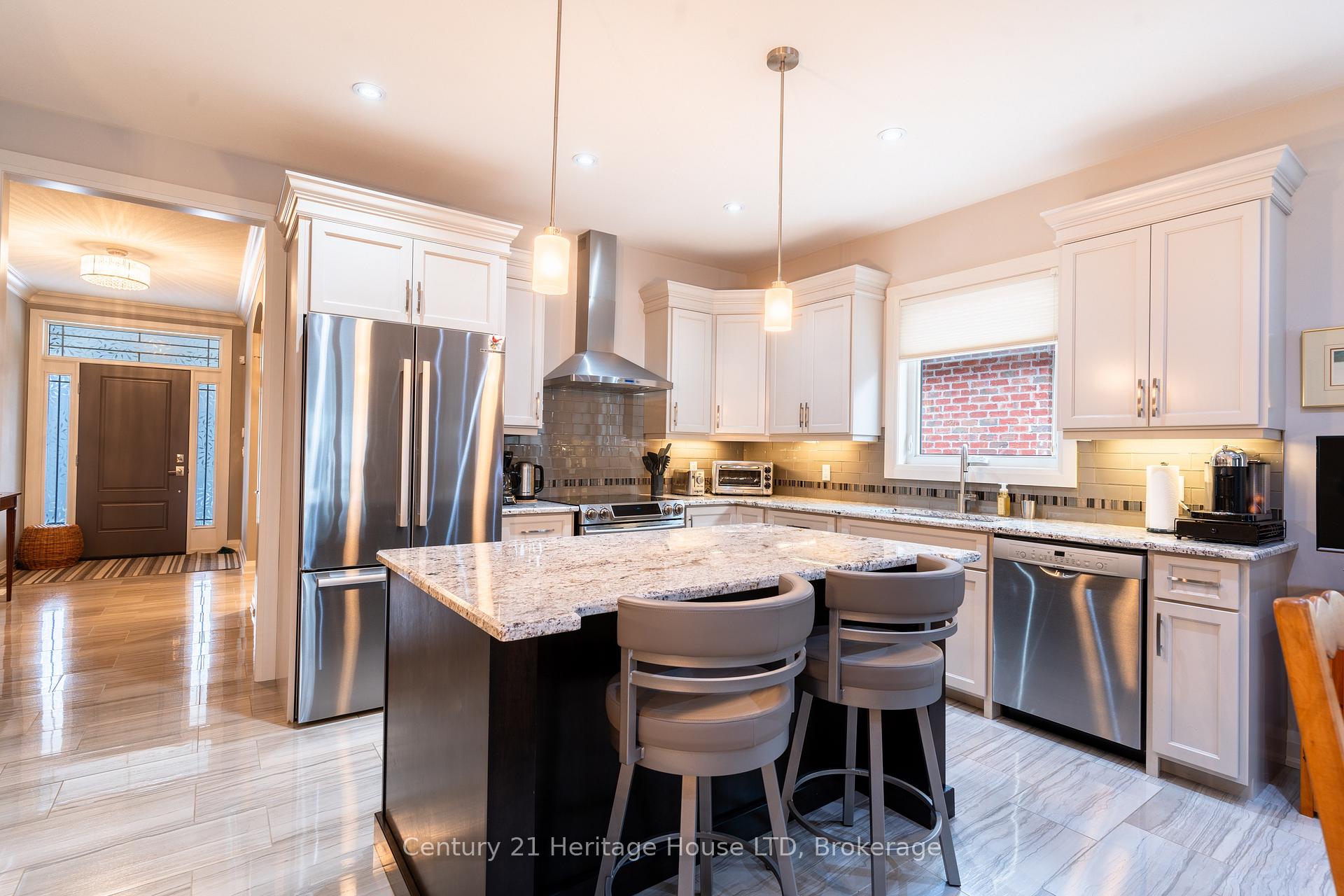Photo 14 of 69 Turnberry Trail, Welland, Hwy 406/Welland — HOMEH