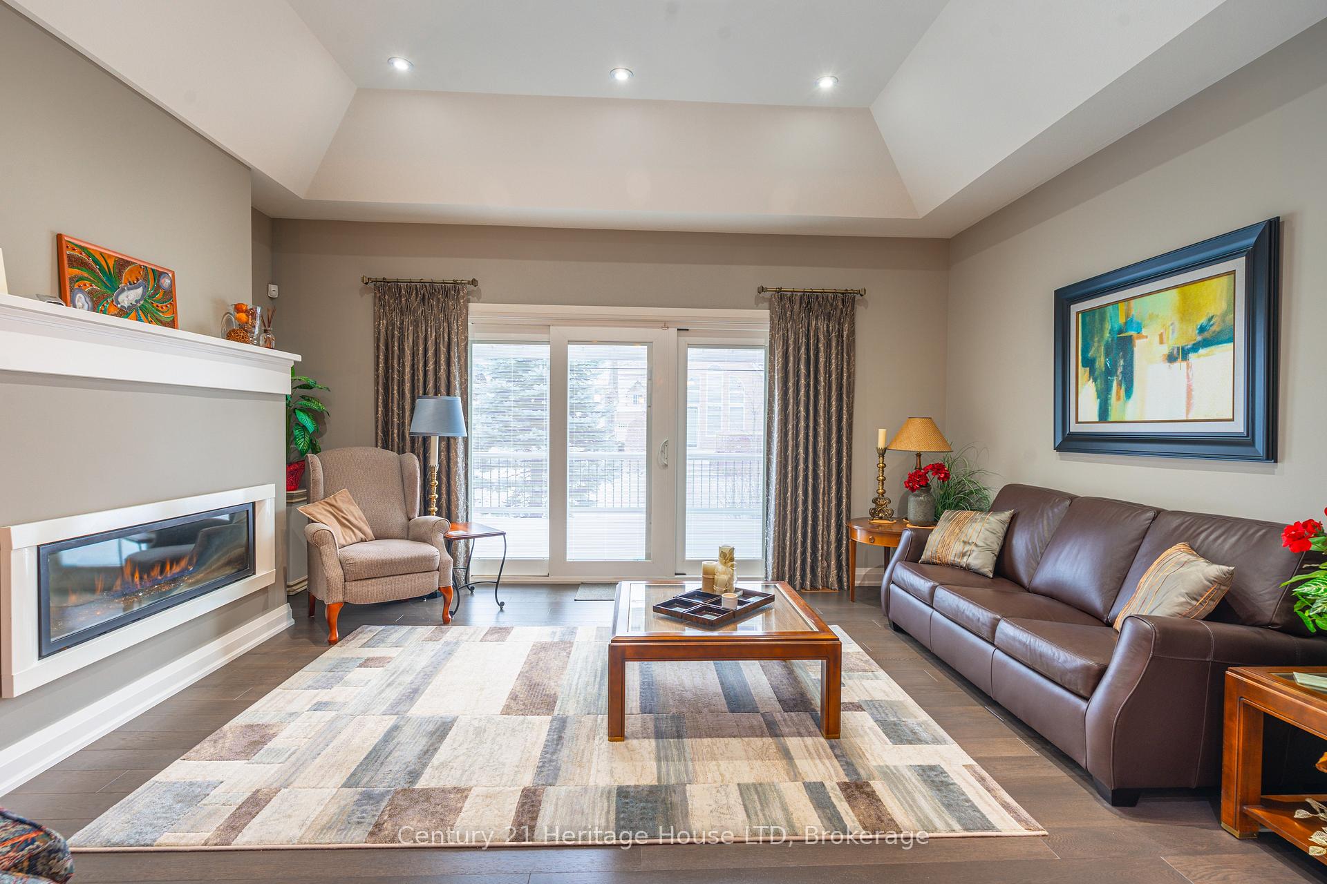 Photo 21 of 69 Turnberry Trail, Welland, Hwy 406/Welland — HOMEH