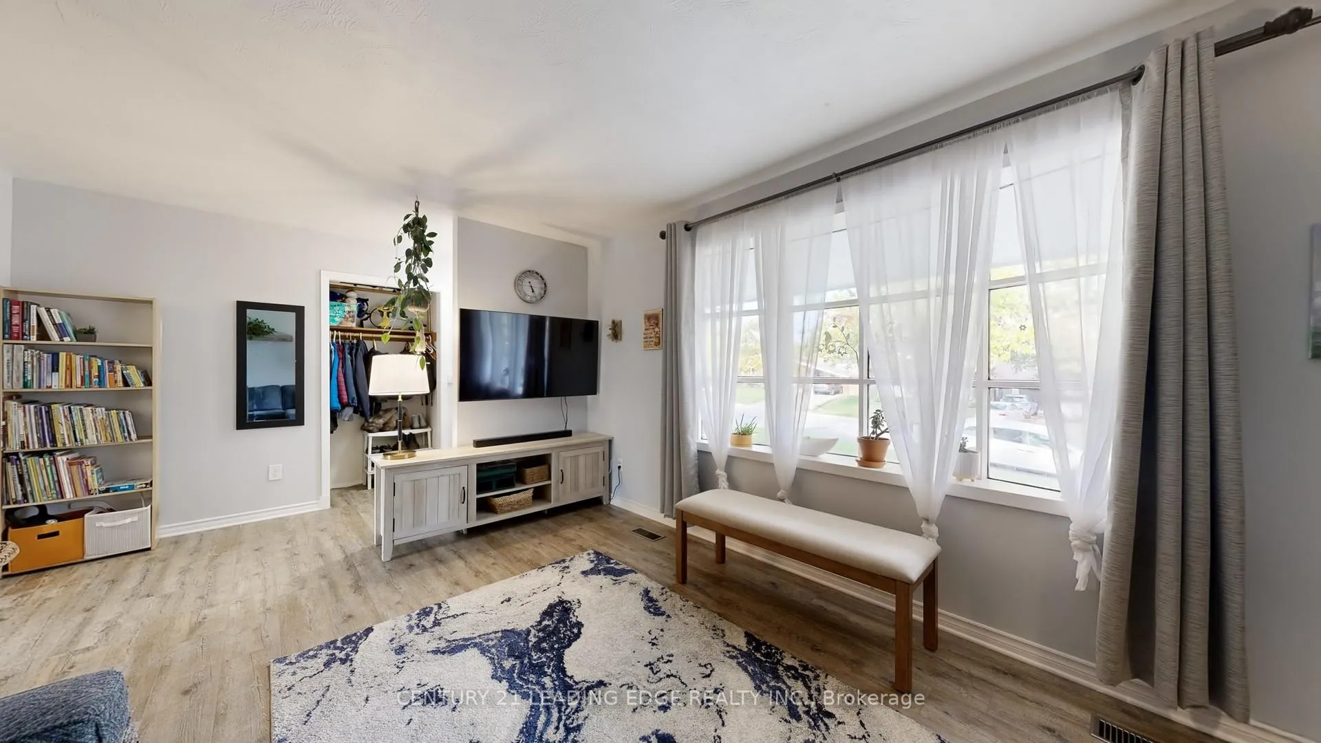 Photo 6 of 1311 Cartier Boulevard, Peterborough, Northcrest Ward 5 — HOMEH