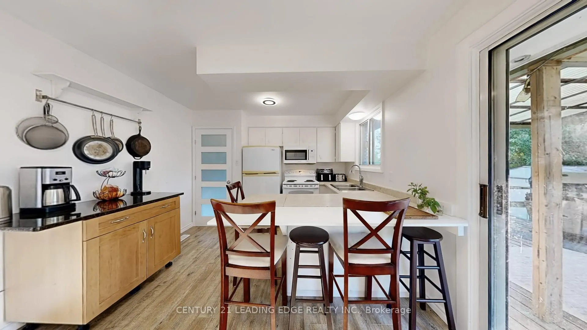 Photo 10 of 1311 Cartier Boulevard, Peterborough, Northcrest Ward 5 — HOMEH