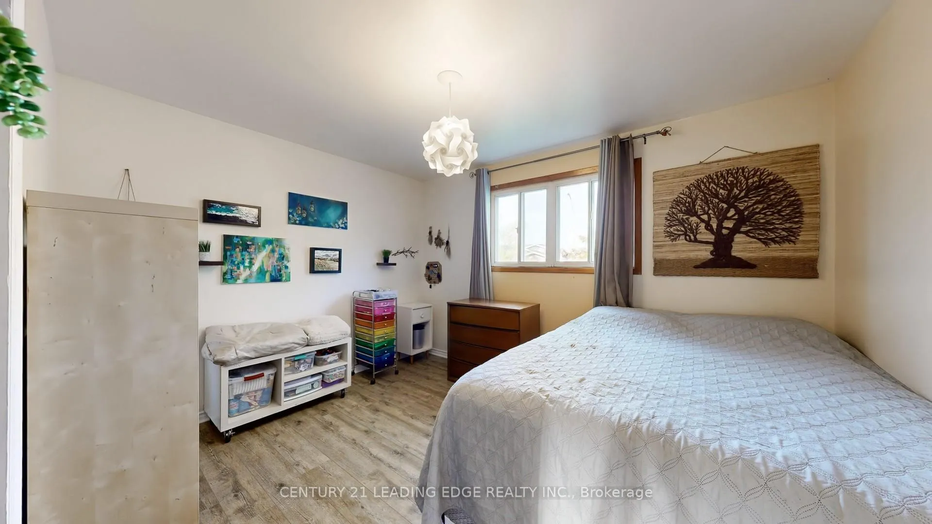 Photo 13 of 1311 Cartier Boulevard, Peterborough, Northcrest Ward 5 — HOMEH