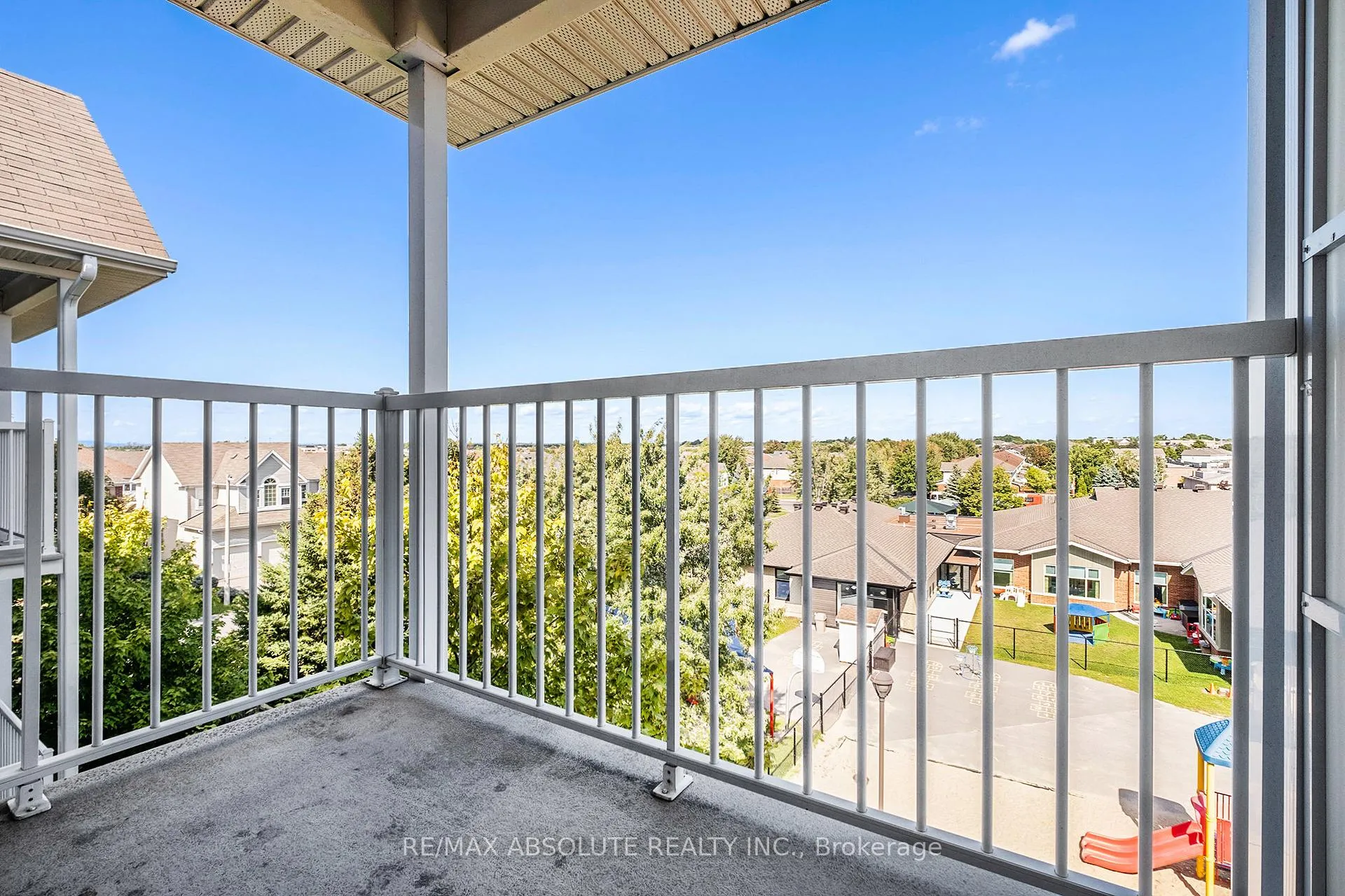 Photo 15 of 113 Keltie Private, Ottawa, Barrhaven - Longfields — HOMEH