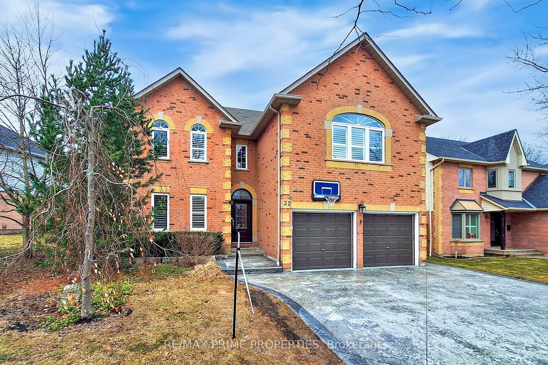 Front of 32 Kennett Drive
