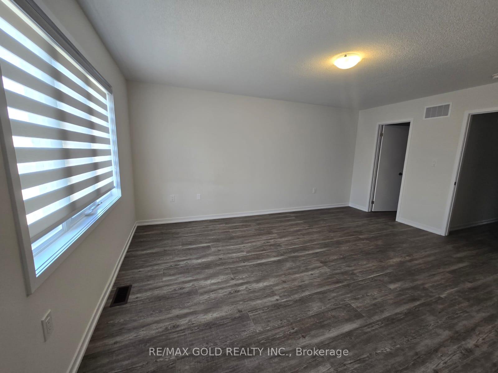 Photo 7 of 1546 Wheatcroft Drive, Oshawa, Kedron — HOMEH