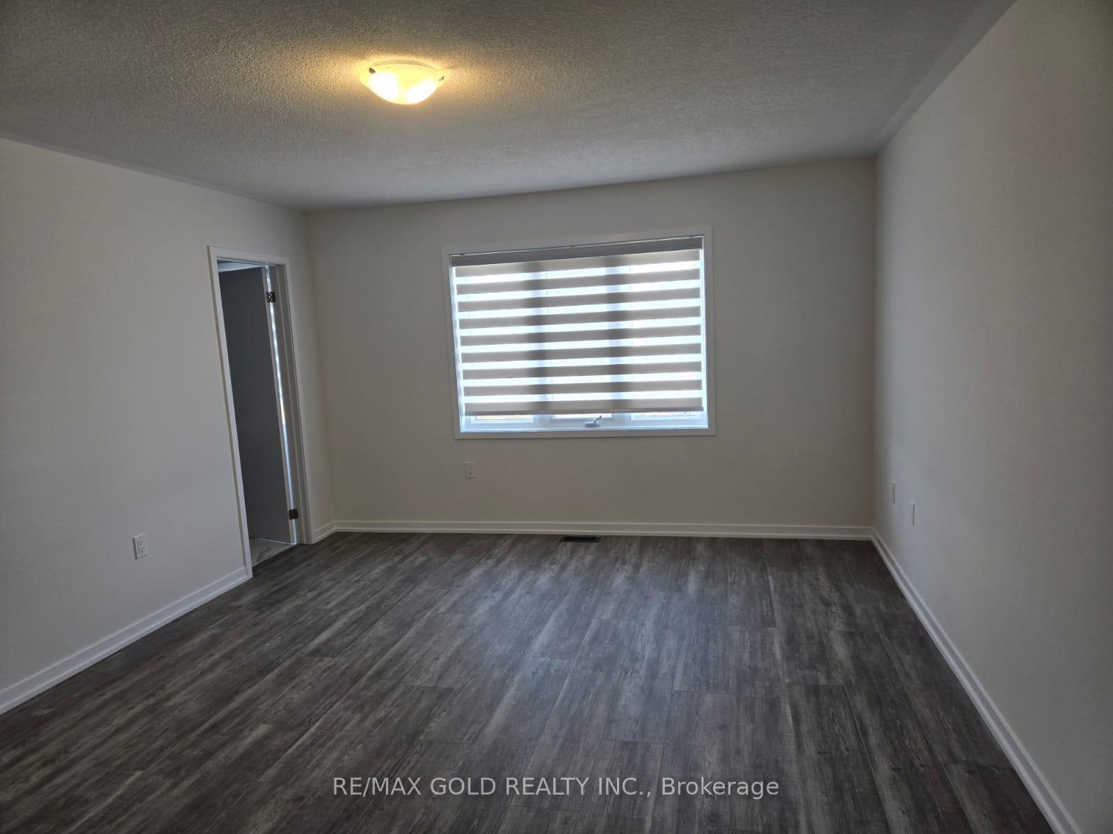 Photo 9 of 1546 Wheatcroft Drive, Oshawa, Kedron — HOMEH