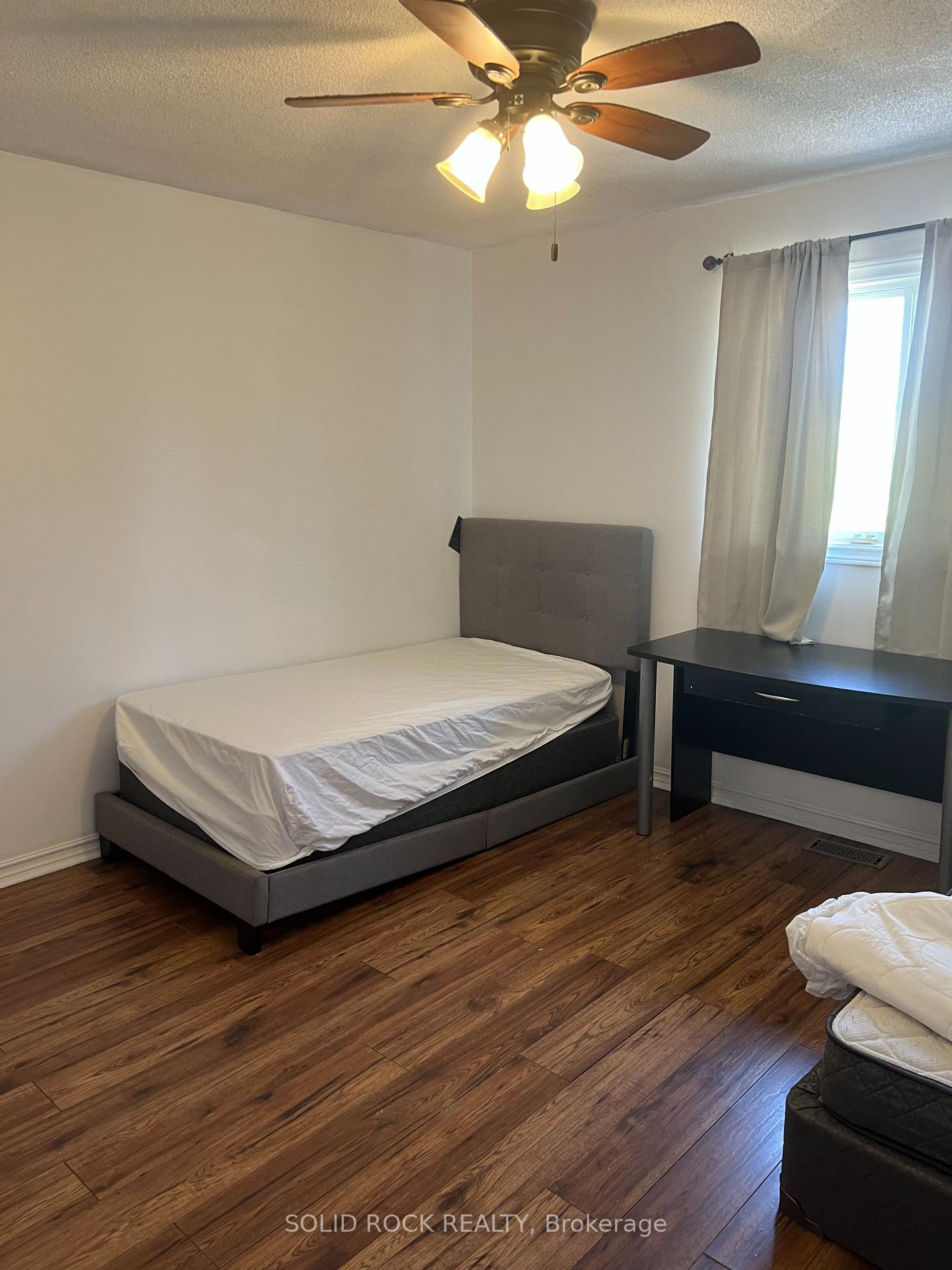 Photo 11 of 1429 Windsor Drive, Brockville — HOMEH