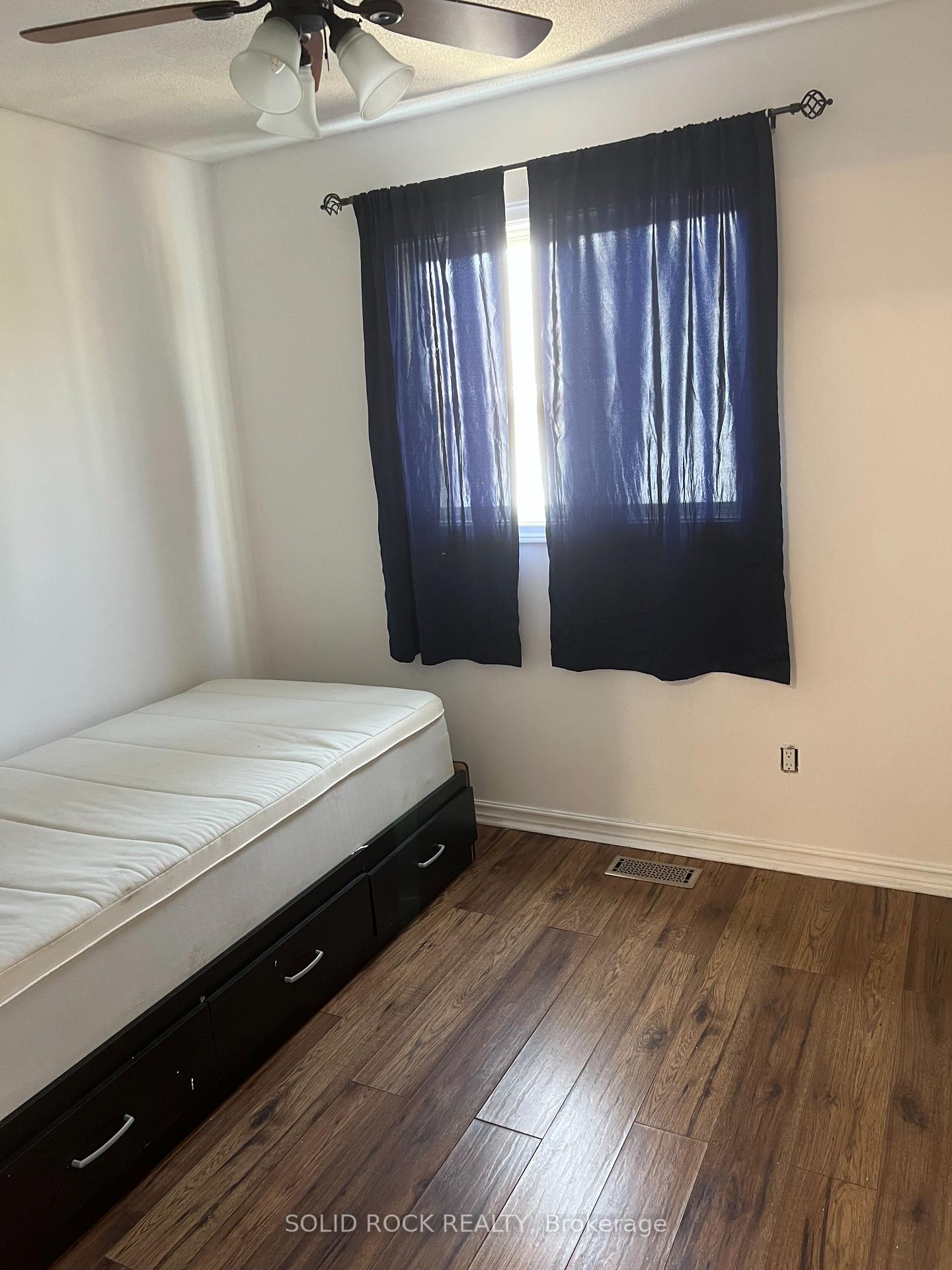 Photo 10 of 1429 Windsor Drive, Brockville — HOMEH