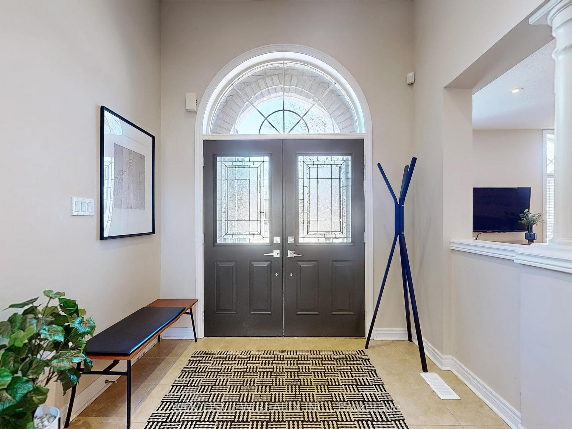 Photo 3 of 26 Hawstead Crescent, Whitby, Brooklin — HOMEH