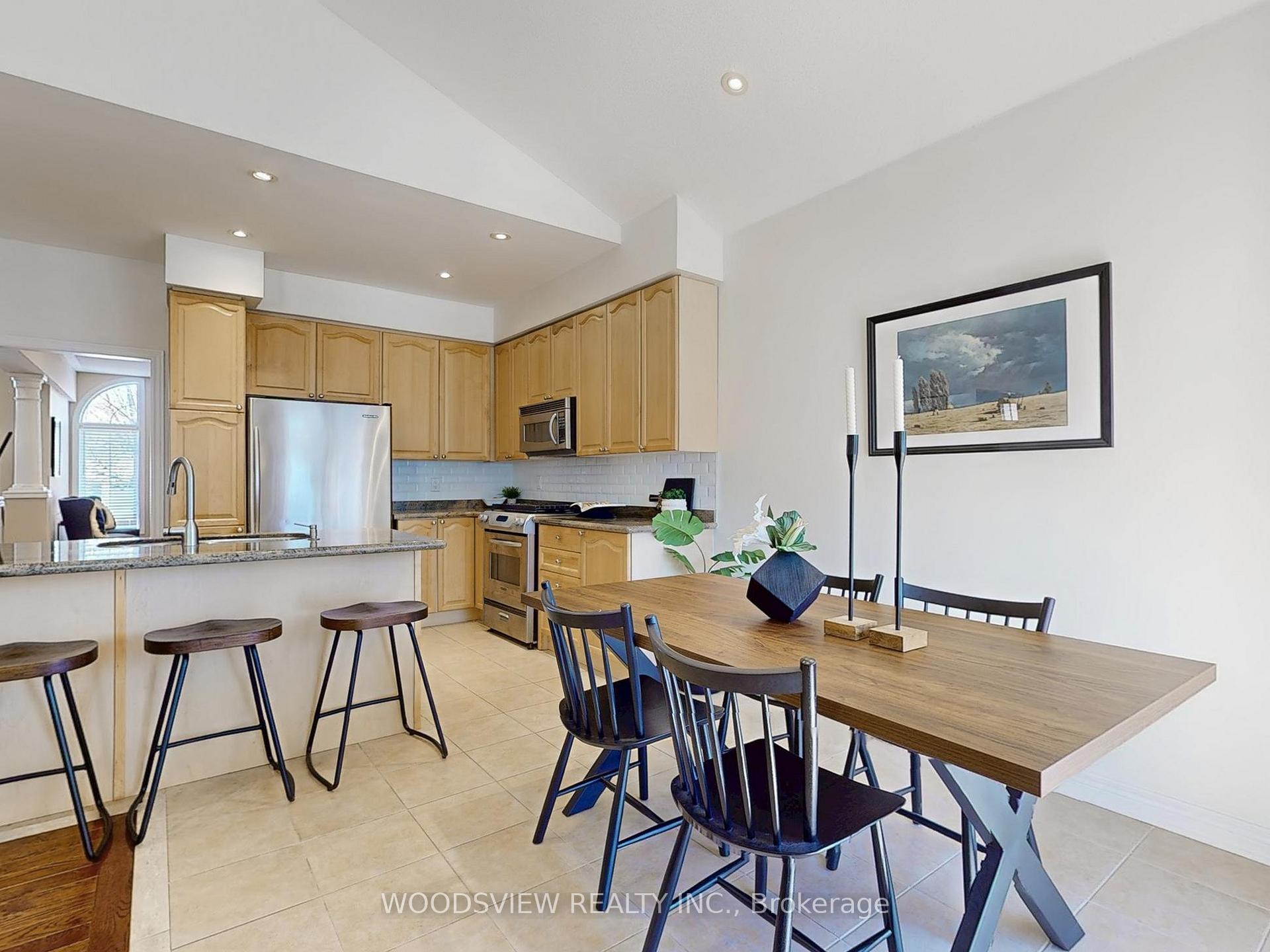 Photo 8 of 26 Hawstead Crescent, Whitby, Brooklin — HOMEH