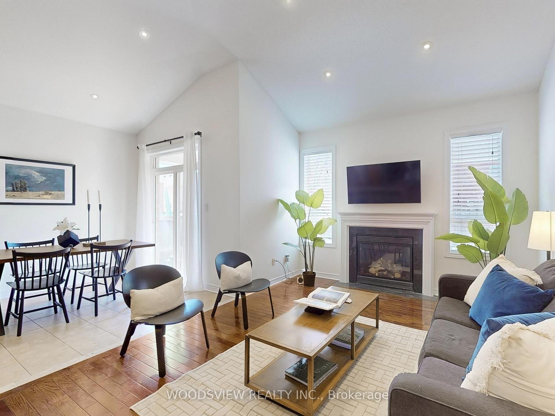 Photo 9 of 26 Hawstead Crescent, Whitby, Brooklin — HOMEH