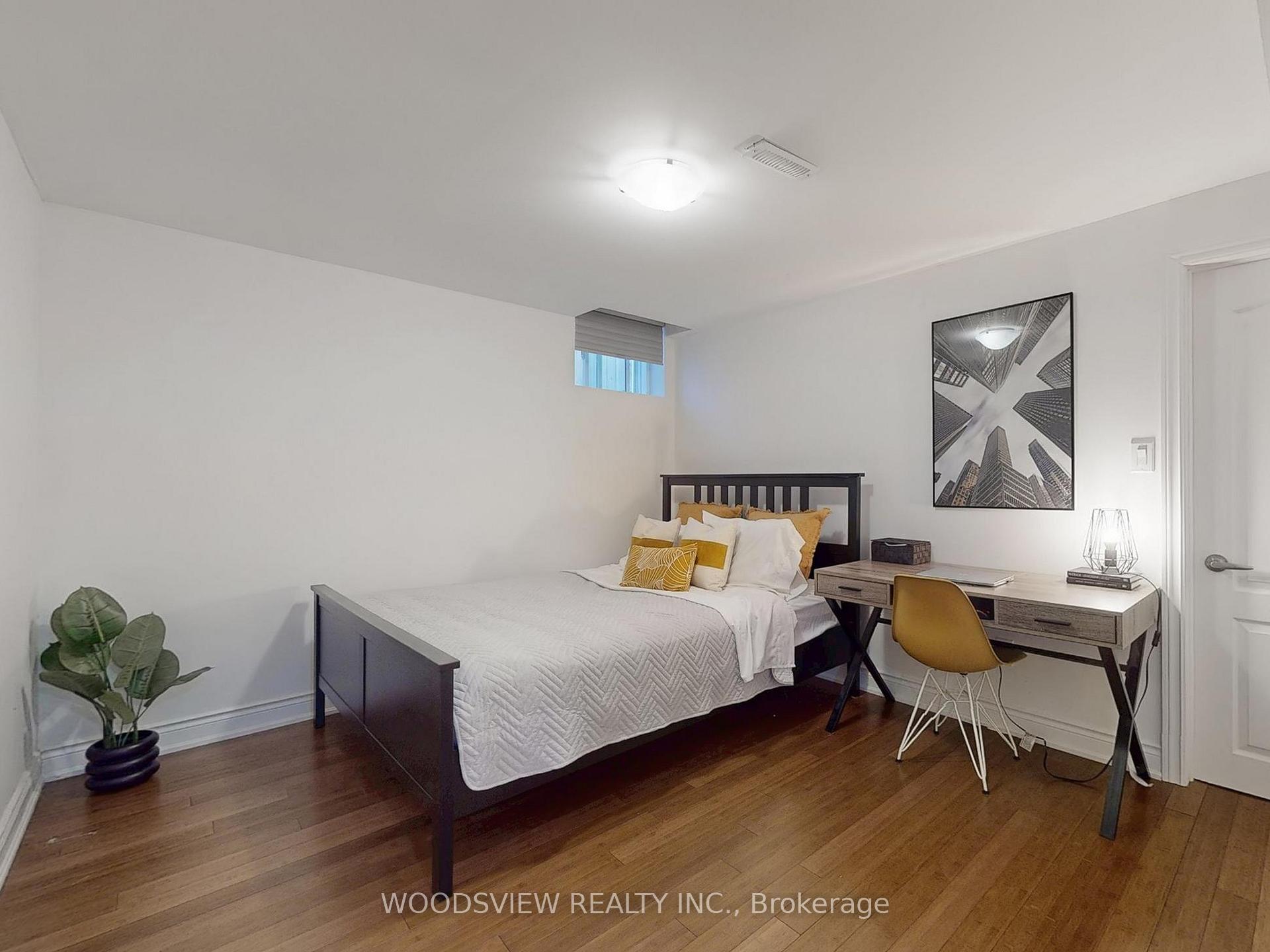 Photo 20 of 26 Hawstead Crescent, Whitby, Brooklin — HOMEH