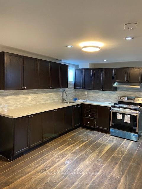 Photo 4 of 12 Lone Rock Circle, Brampton, Bram East — HOMEH
