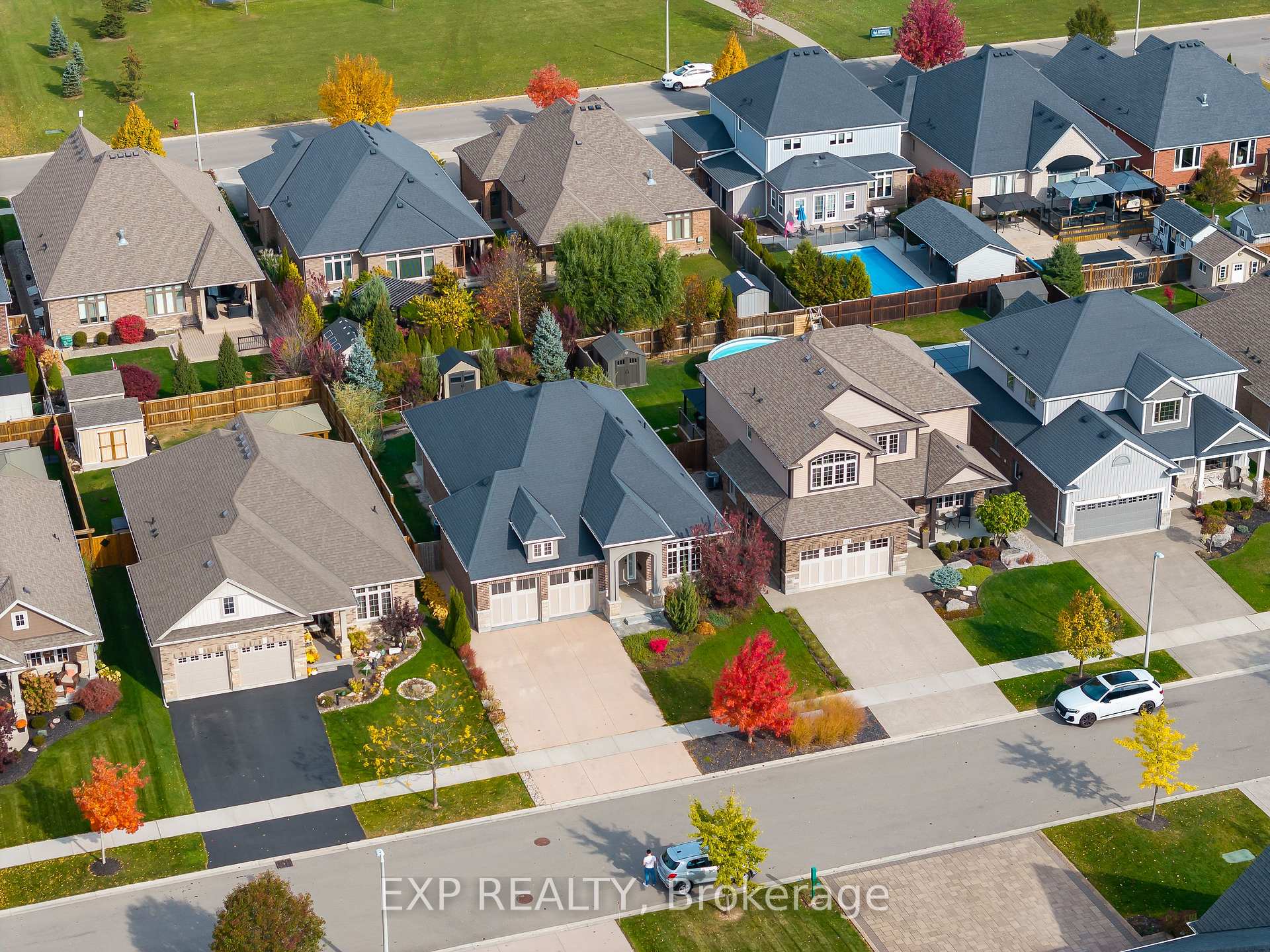 Photo 4 of 124 Timberview Crescent, Welland, Coyle Creek — HOMEH