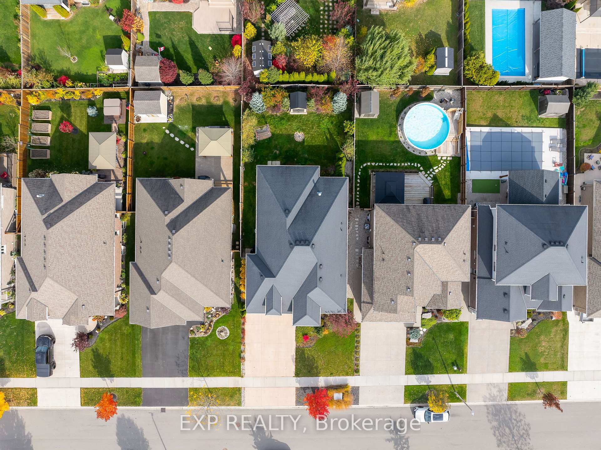 Photo 5 of 124 Timberview Crescent, Welland, Coyle Creek — HOMEH