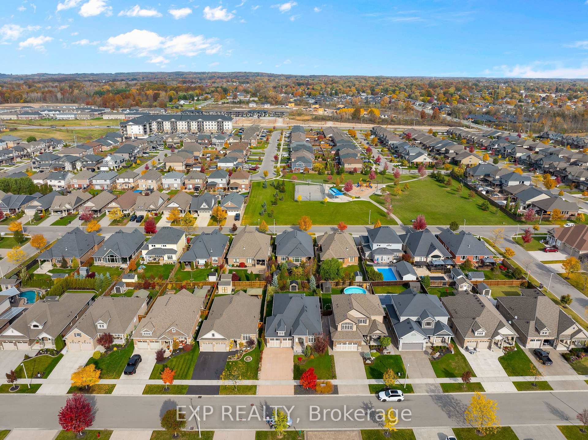Photo 6 of 124 Timberview Crescent, Welland, Coyle Creek — HOMEH