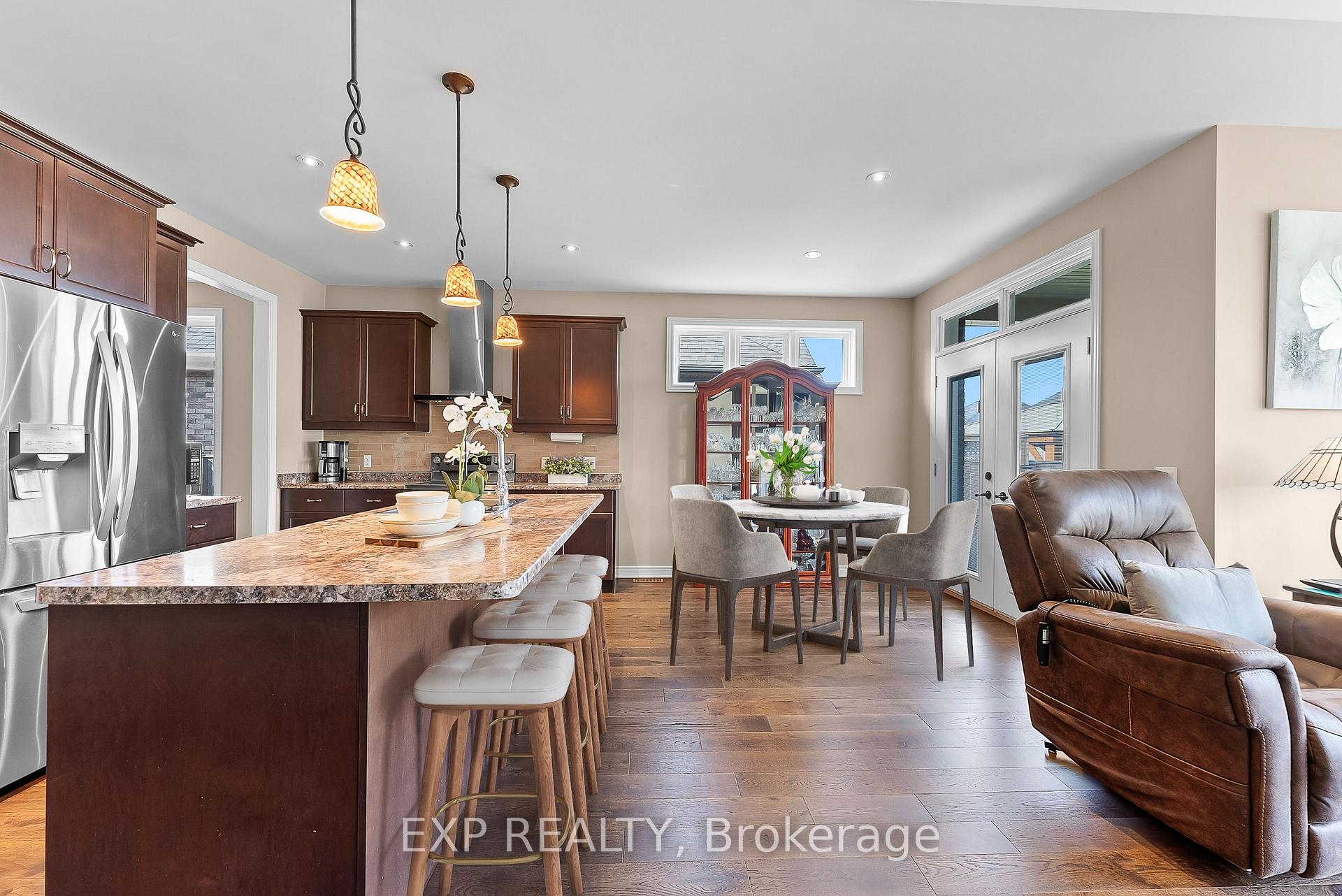 Photo 19 of 124 Timberview Crescent, Welland, Coyle Creek — HOMEH