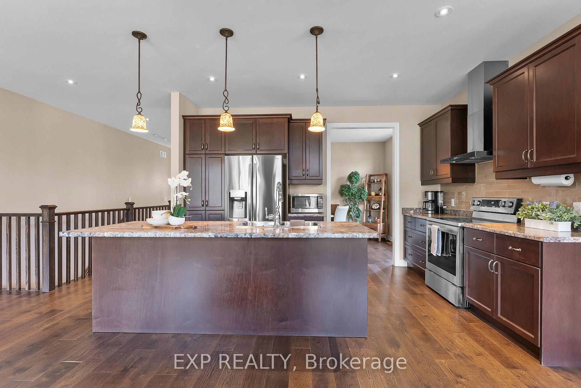 Photo 21 of 124 Timberview Crescent, Welland, Coyle Creek — HOMEH
