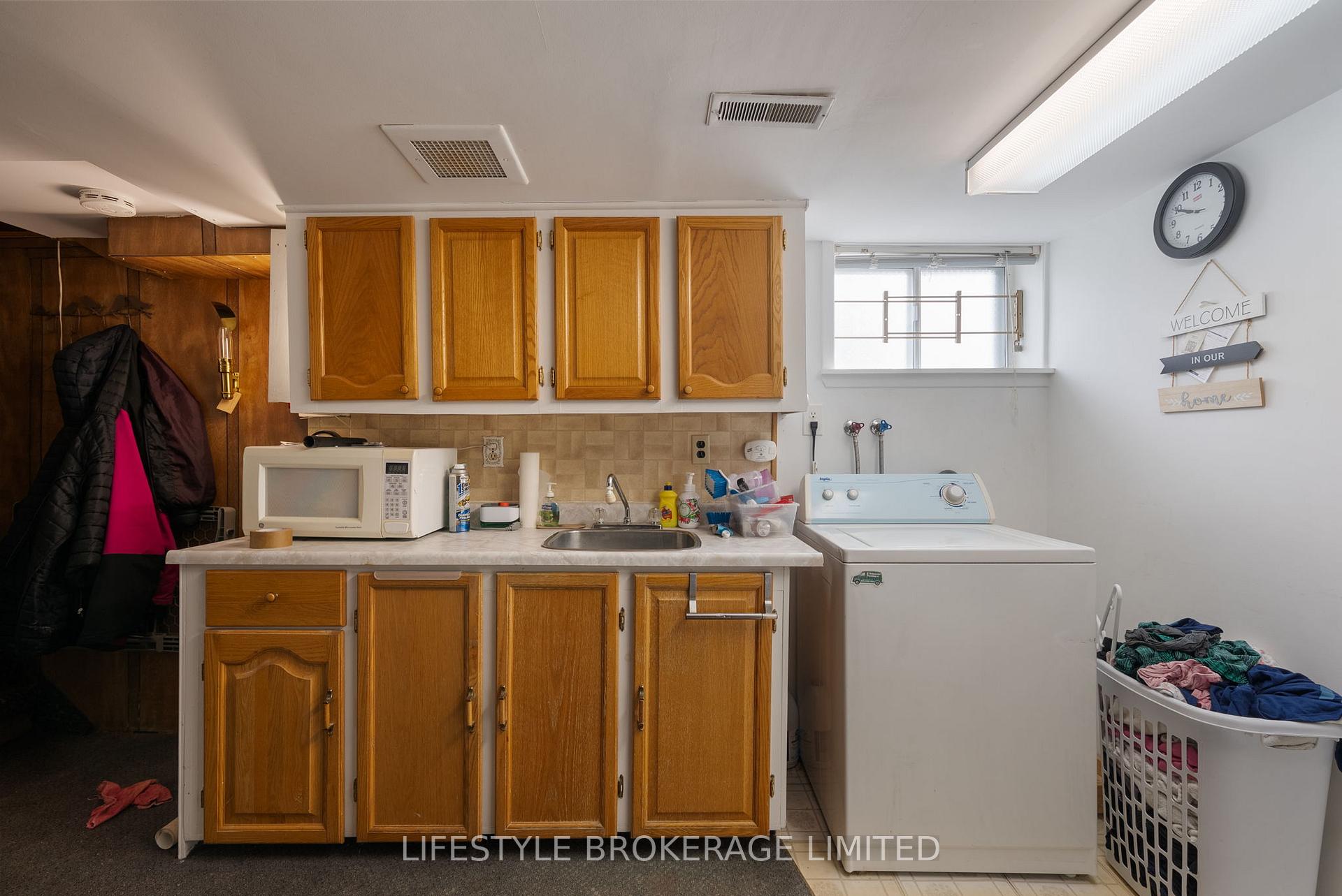 Photo 11 of 38 Tecumseh Avenue, Oshawa, Centennial — HOMEH