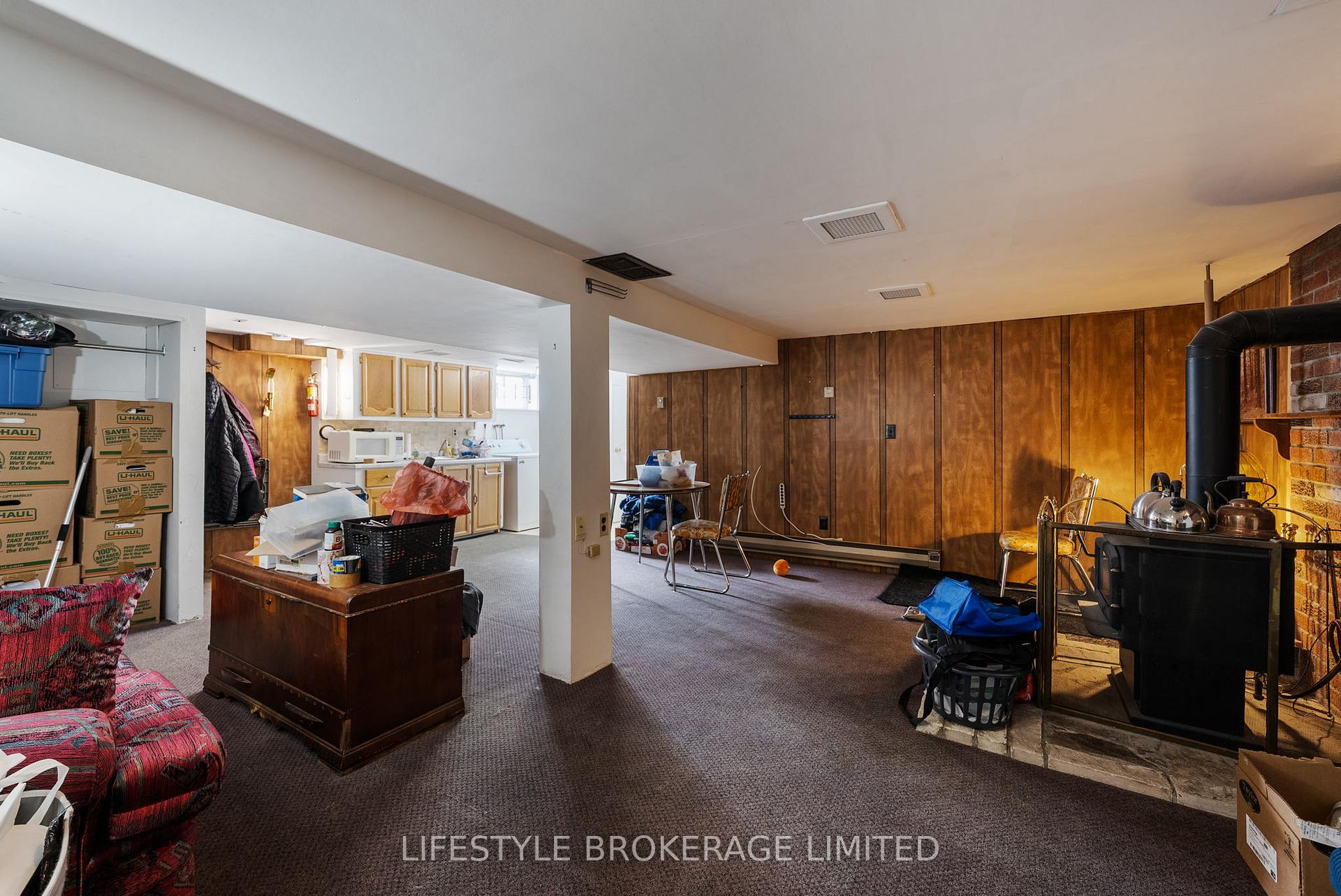 Photo 17 of 38 Tecumseh Avenue, Oshawa, Centennial — HOMEH