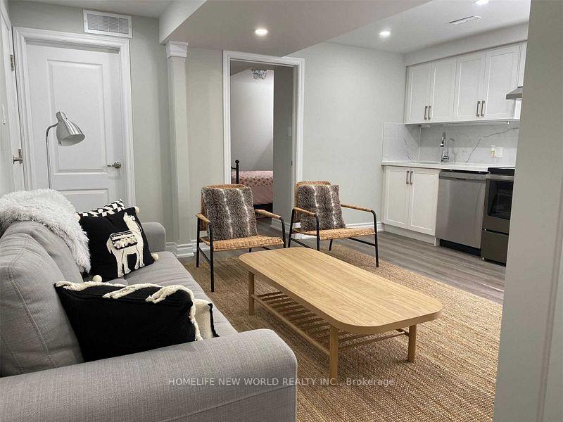Photo 4 of Unit Bsmt, 112 Berwick Crescent, Richmond Hill, Observatory — HOMEH