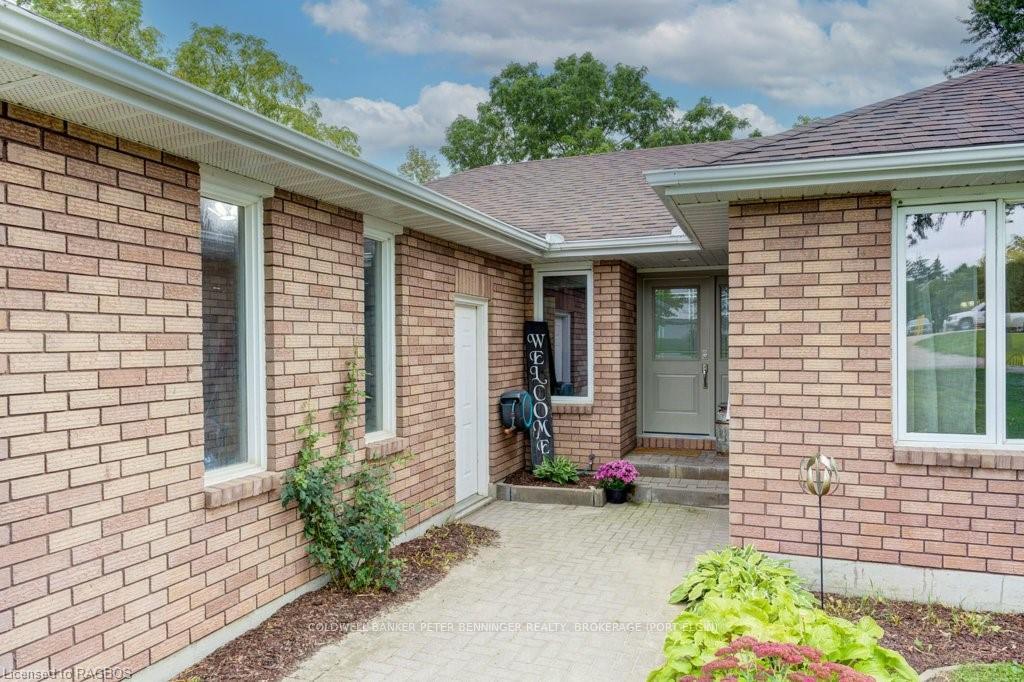 Photo 5 of 185 Albert Street, Arran-Elderslie — HOMEH