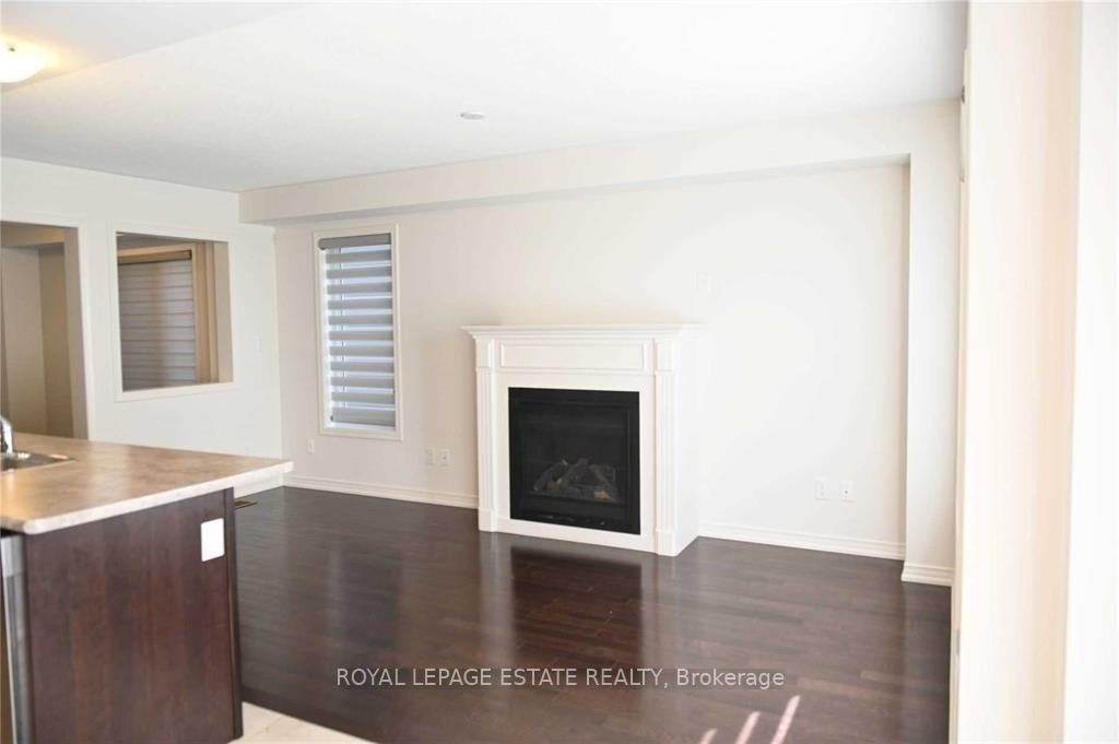 Photo 7 of 2340 Equestrian Crescent, Oshawa, Windfields — HOMEH