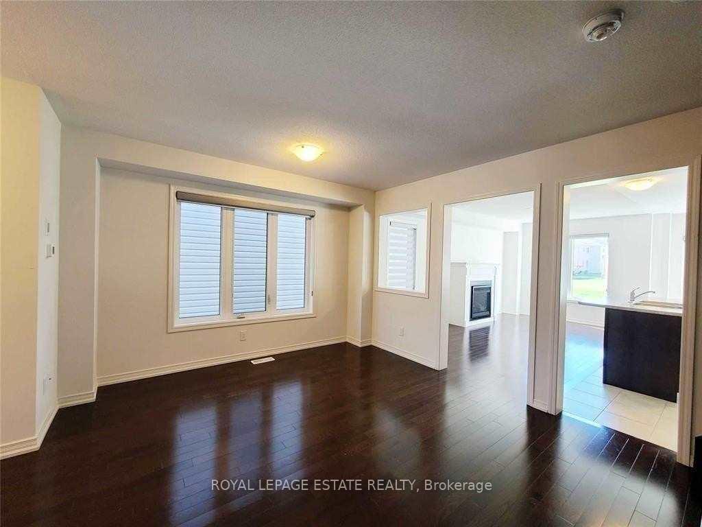 Photo 9 of 2340 Equestrian Crescent, Oshawa, Windfields — HOMEH