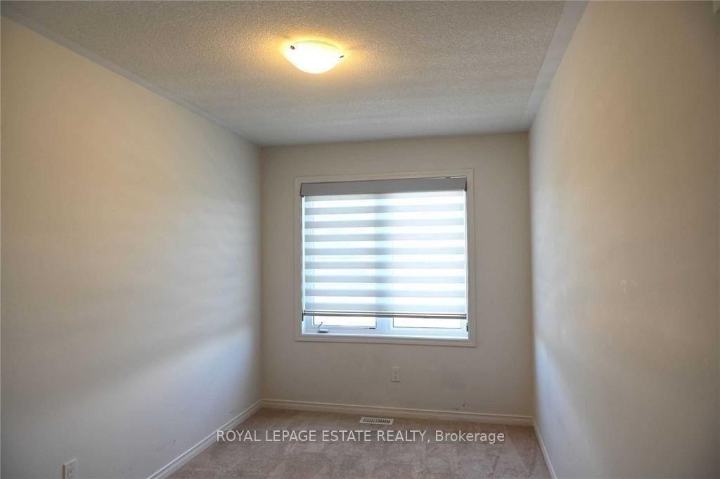 Photo 21 of 2340 Equestrian Crescent, Oshawa, Windfields — HOMEH