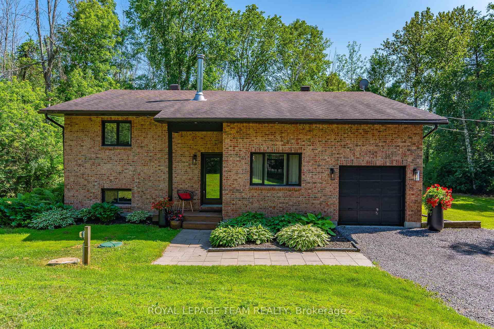Photo 1 of 873 Ferguson Road, Beckwith, Beckwith Twp — HOMEH
