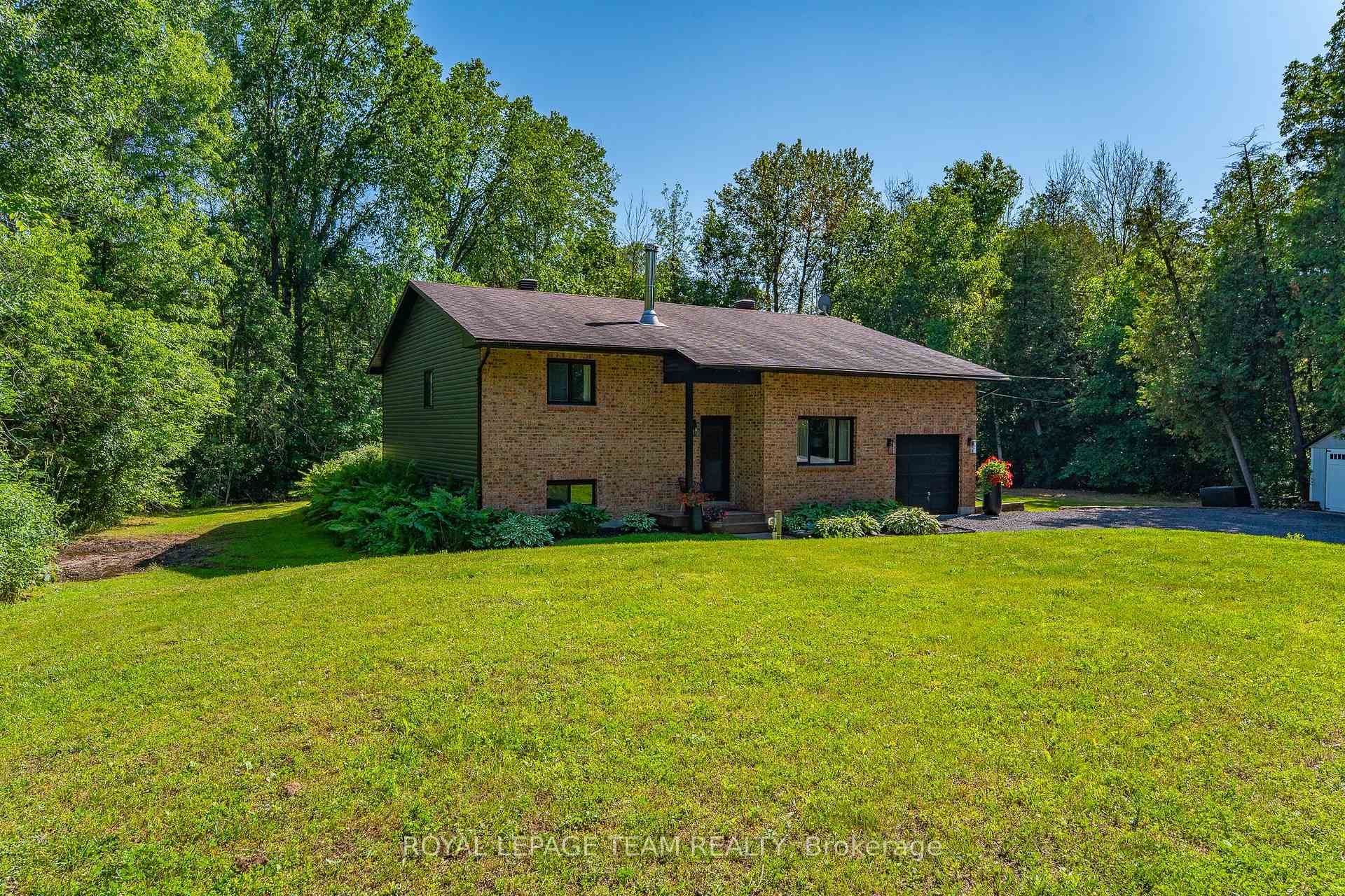 Photo 3 of 873 Ferguson Road, Beckwith, Beckwith Twp — HOMEH