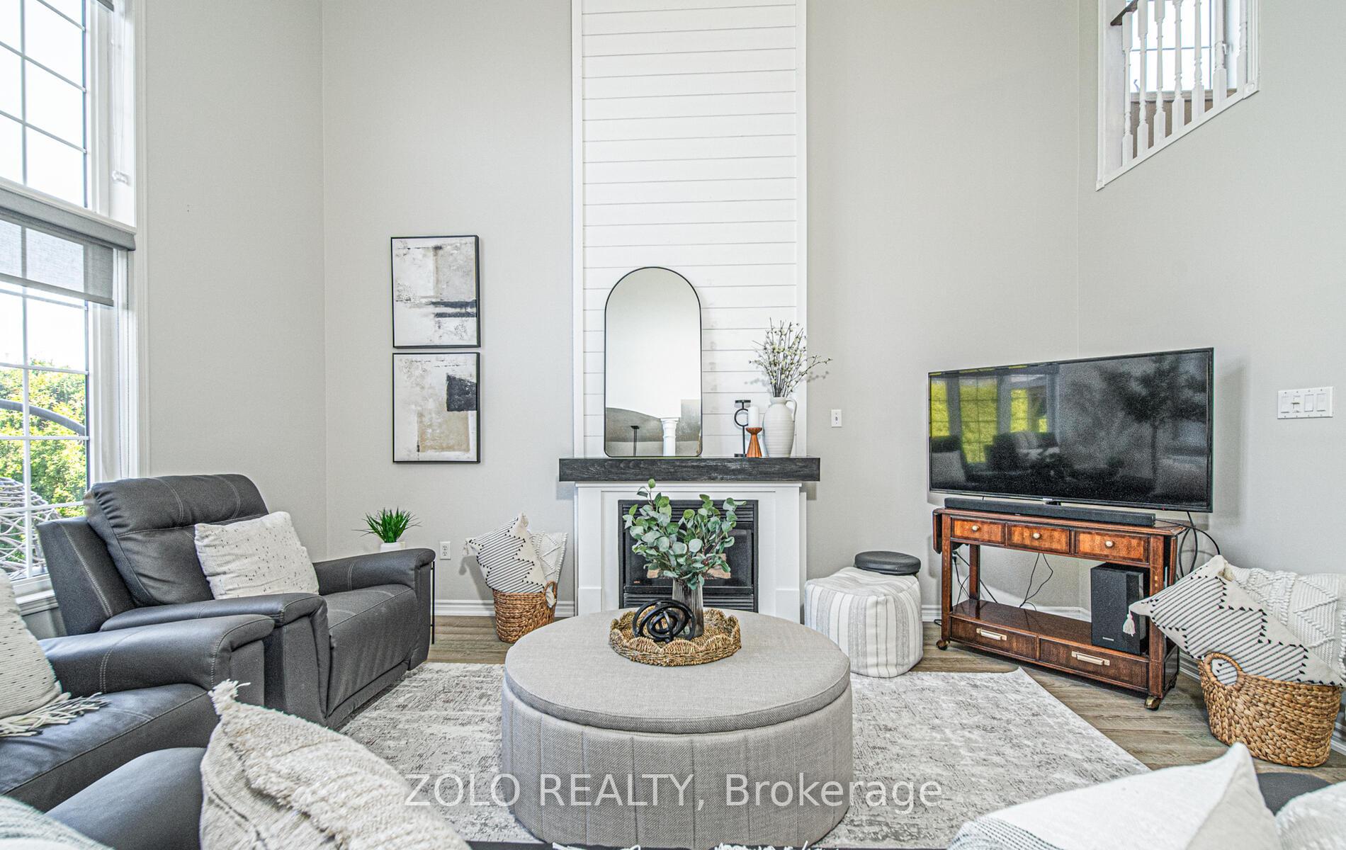 Photo 20 of 22 Downey Drive, Whitby, Brooklin — HOMEH