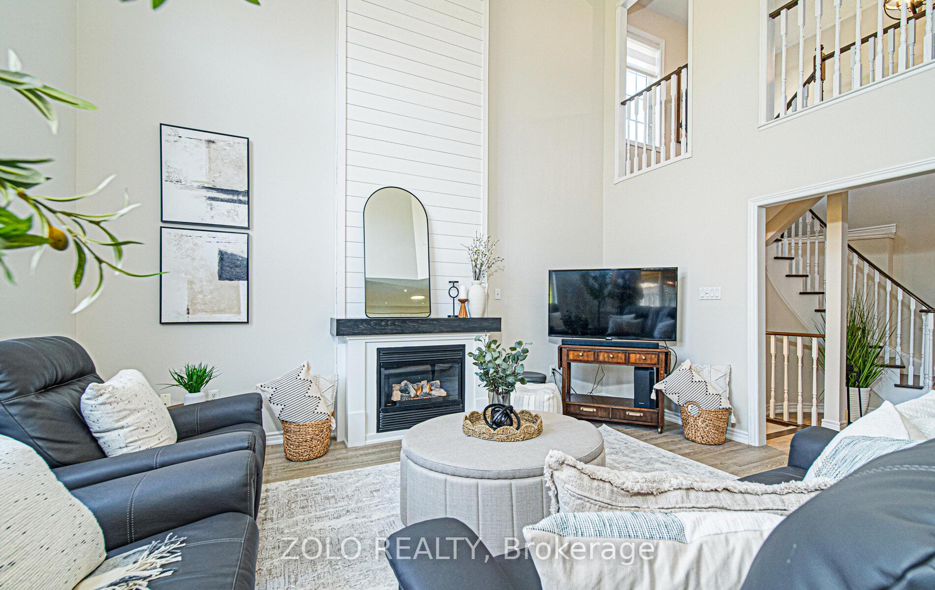 Photo 21 of 22 Downey Drive, Whitby, Brooklin — HOMEH