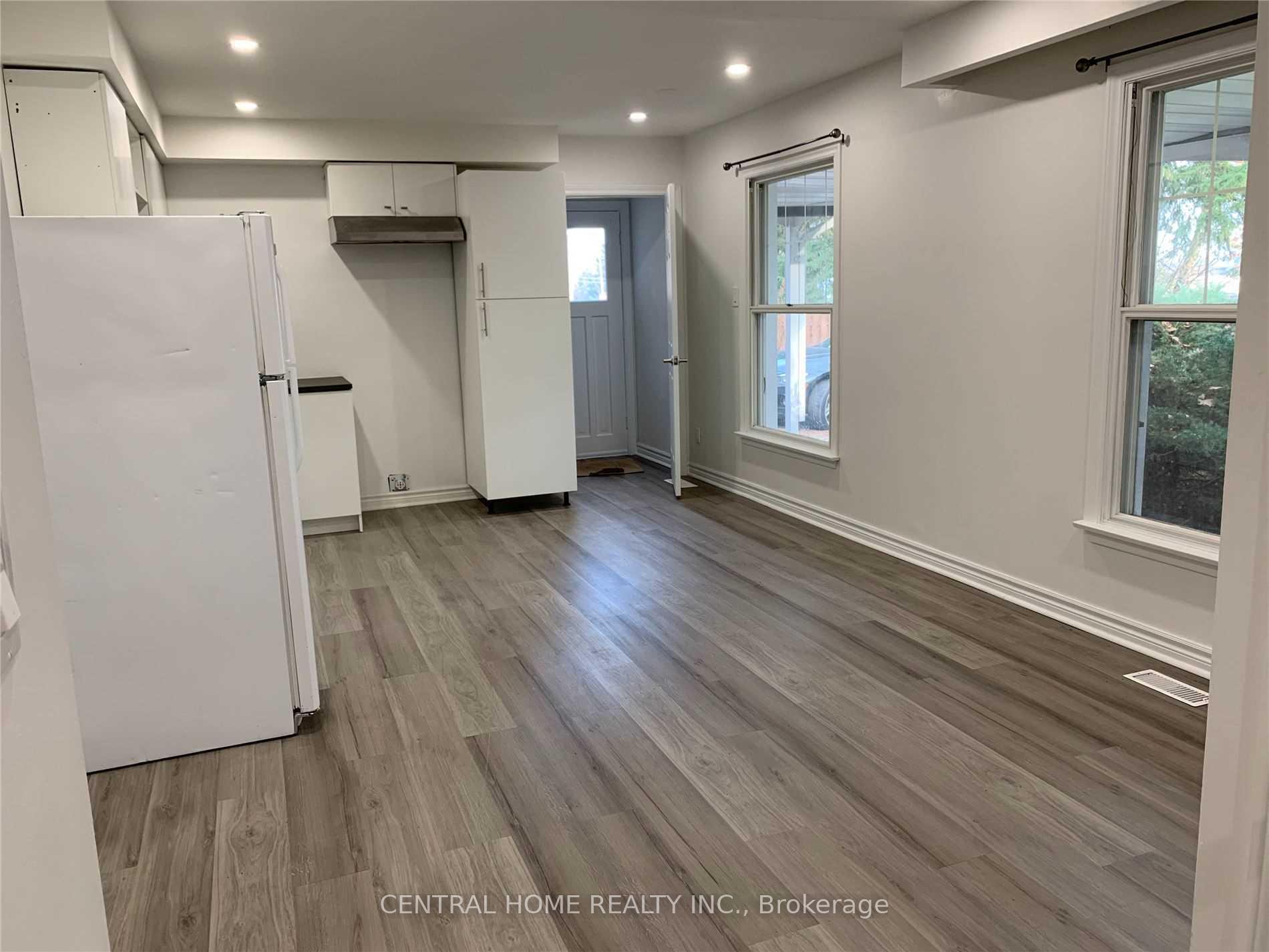 Photo 7 of 114 Bond Crescent, Richmond Hill, Oak Ridges — HOMEH