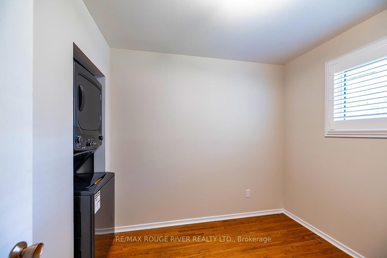 Photo 19 of 95 Keewatin Street S, Oshawa, Donevan — HOMEH