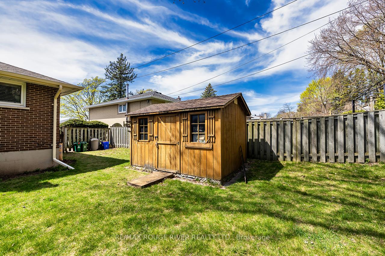 Photo 25 of 95 Keewatin Street S, Oshawa, Donevan — HOMEH