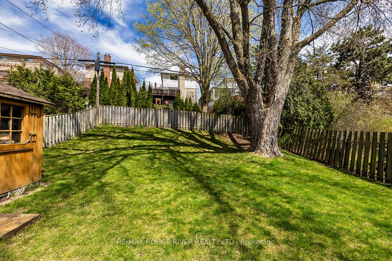 Photo 26 of 95 Keewatin Street S, Oshawa, Donevan — HOMEH