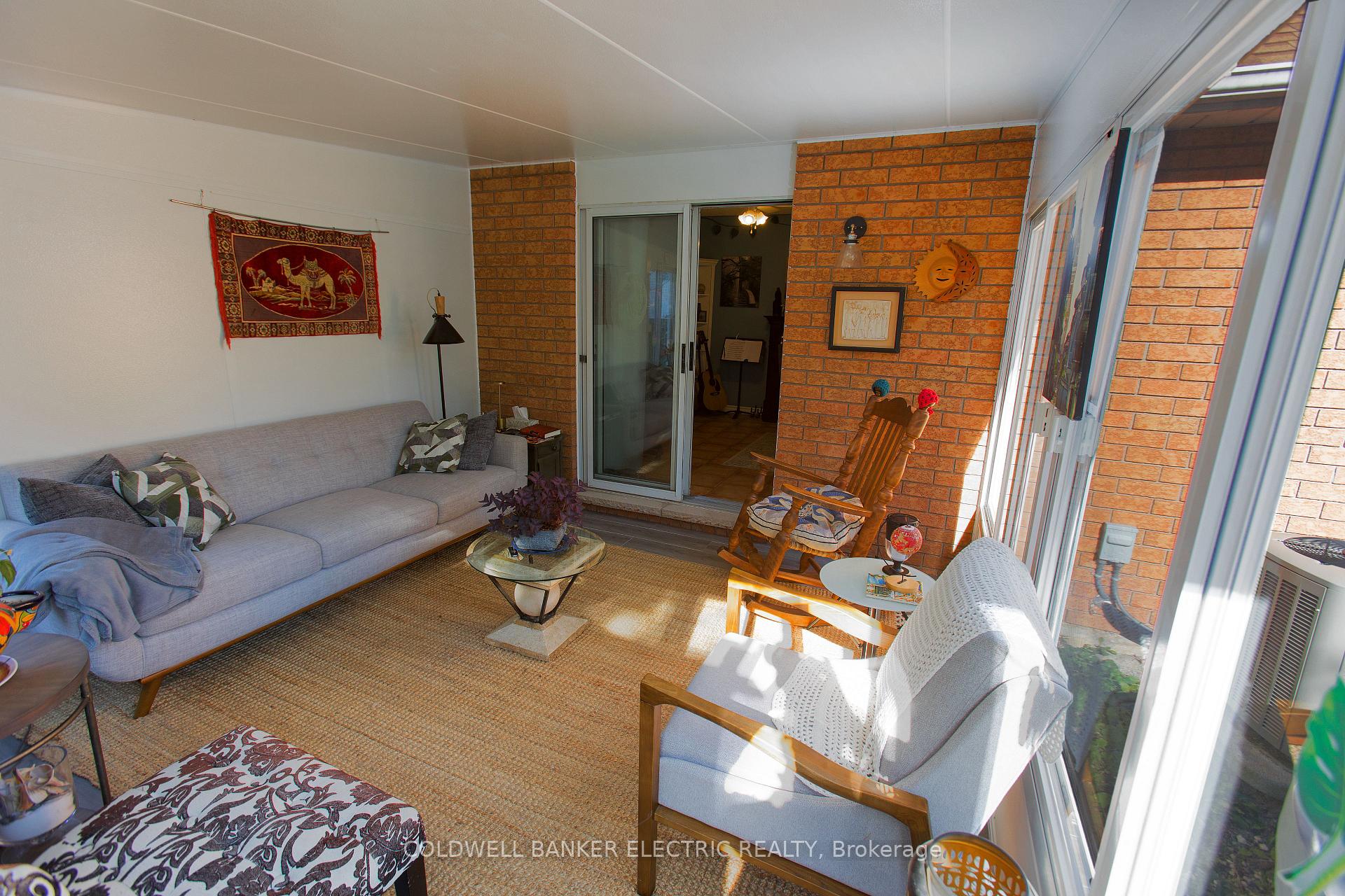 Photo 6 of 247 Towerhill Road, Peterborough, Northcrest Ward 5 — HOMEH