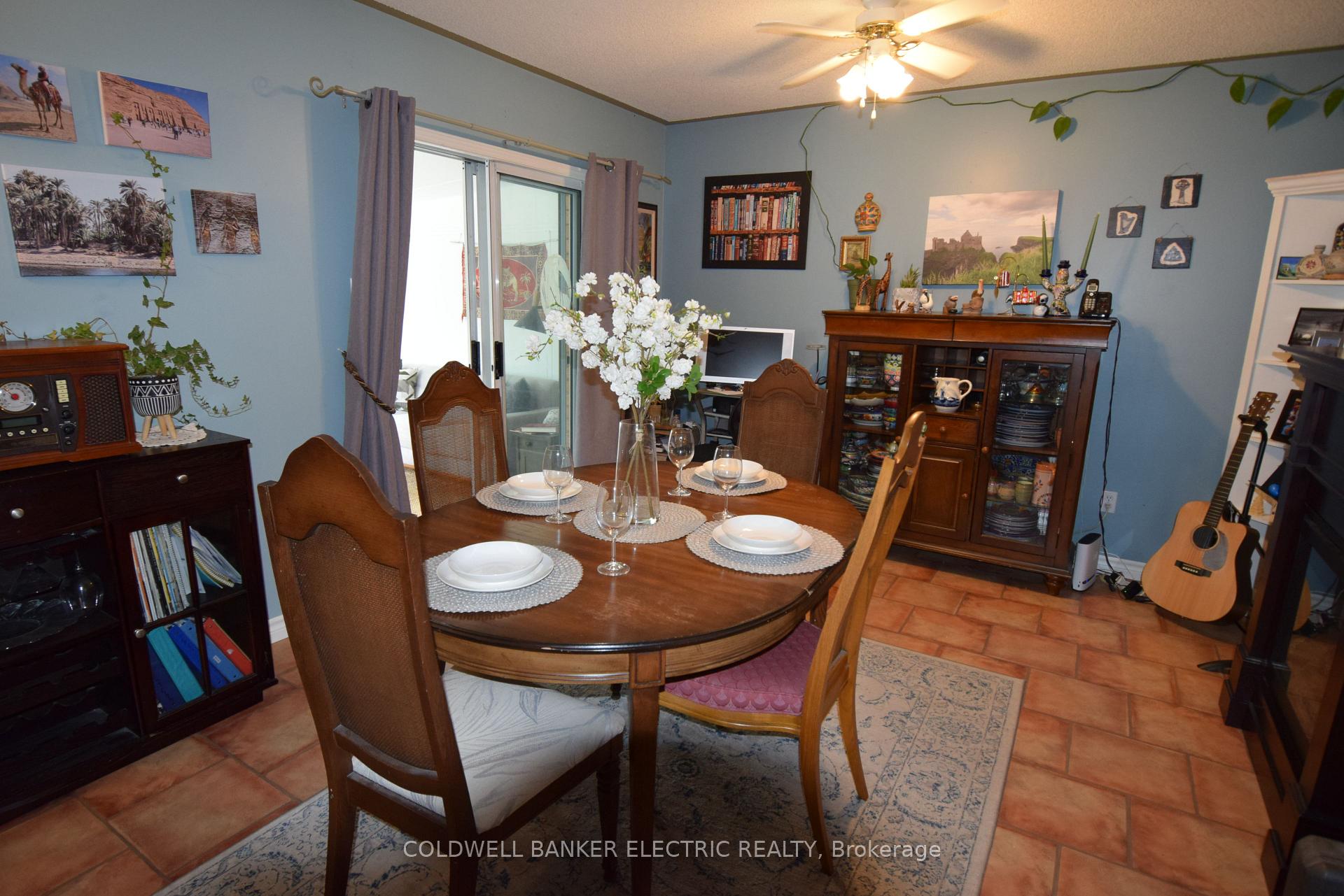 Photo 12 of 247 Towerhill Road, Peterborough, Northcrest Ward 5 — HOMEH