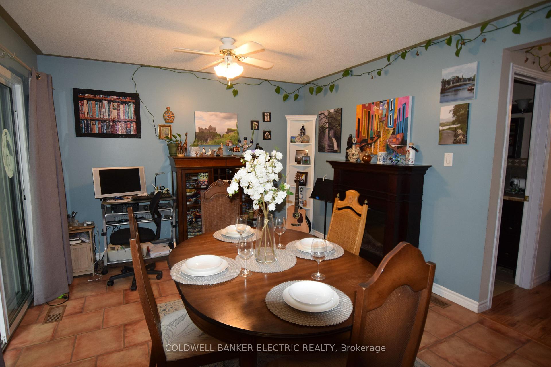 Photo 13 of 247 Towerhill Road, Peterborough, Northcrest Ward 5 — HOMEH