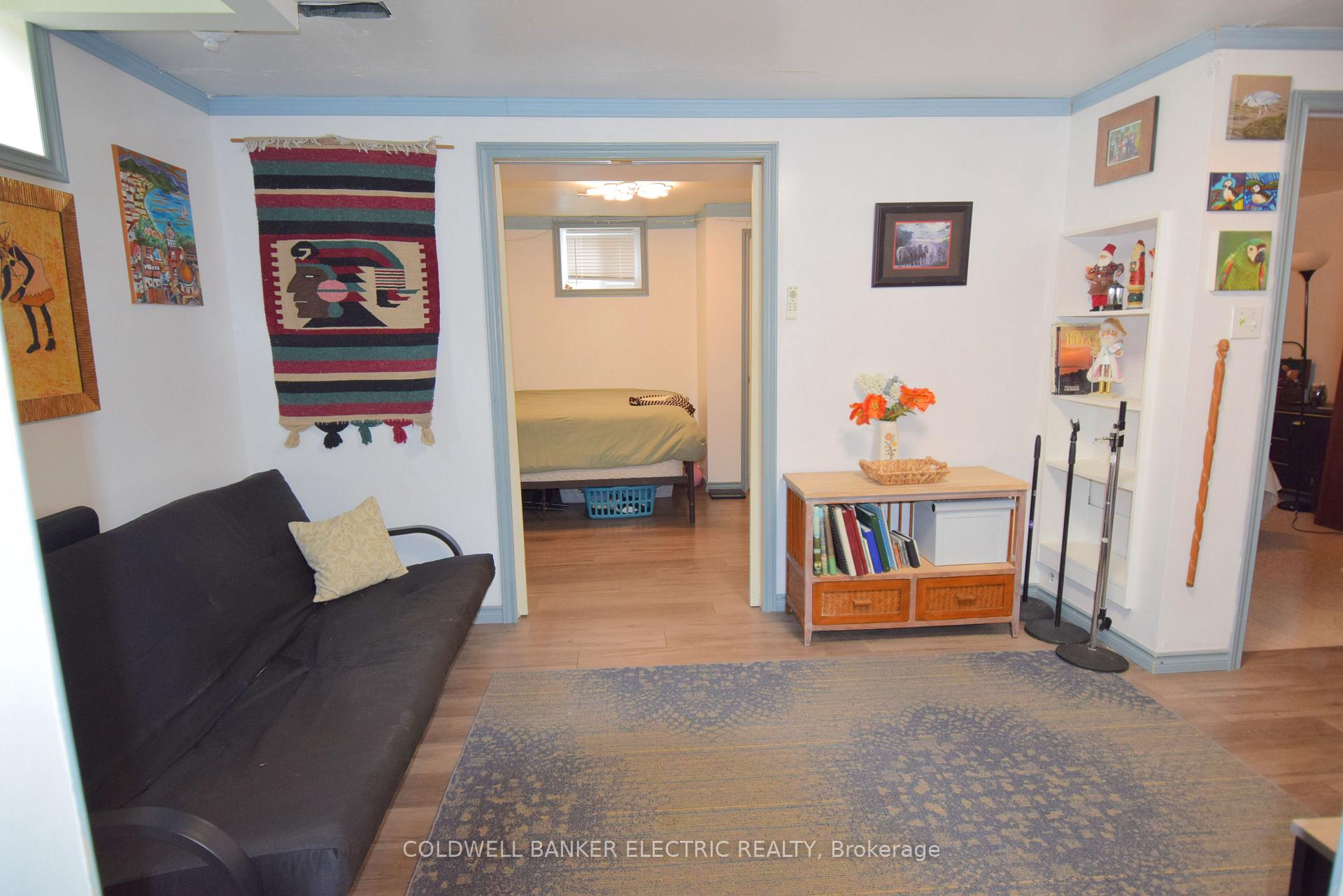 Photo 18 of 247 Towerhill Road, Peterborough, Northcrest Ward 5 — HOMEH