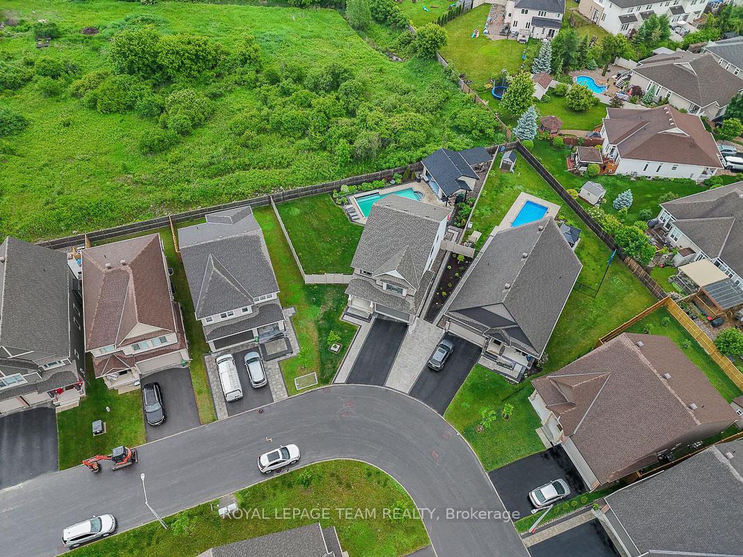 Photo 2 of 249 Trollius Way, Ottawa, Blossom Park/Kemp Park/Findlay Creek — HOMEH