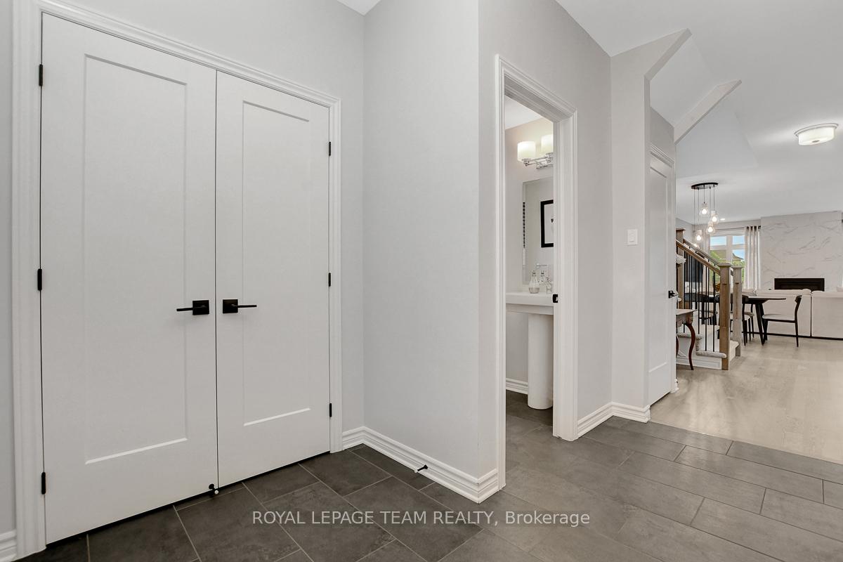 Photo 4 of 249 Trollius Way, Ottawa, Blossom Park/Kemp Park/Findlay Creek — HOMEH