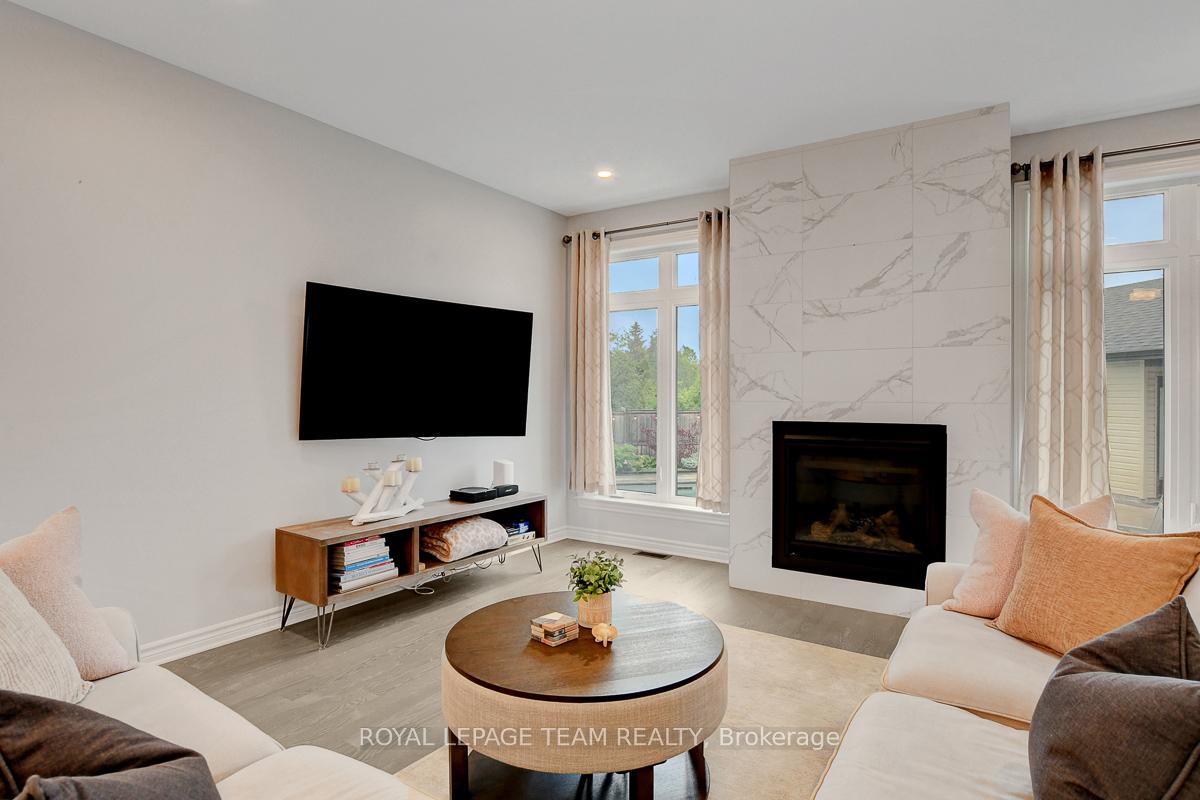 Photo 6 of 249 Trollius Way, Ottawa, Blossom Park/Kemp Park/Findlay Creek — HOMEH
