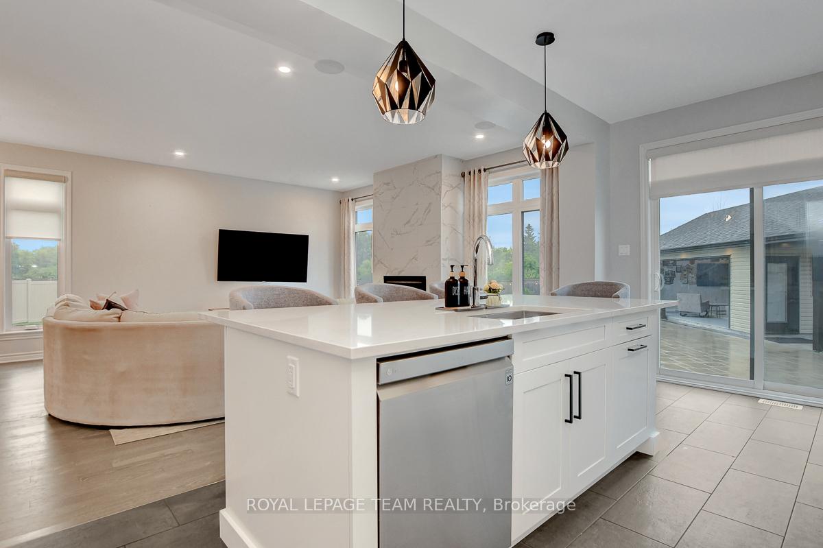 Photo 14 of 249 Trollius Way, Ottawa, Blossom Park/Kemp Park/Findlay Creek — HOMEH