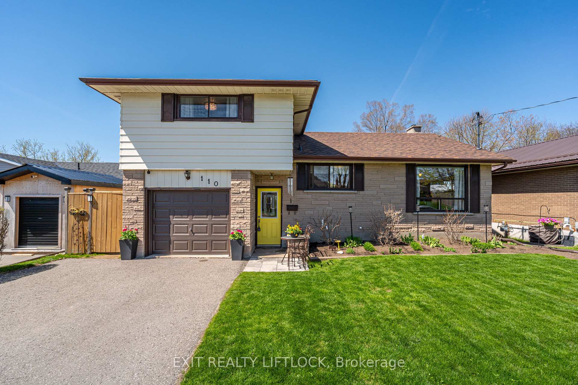 Photo 1 of 110 Labrador Drive, Oshawa, Donevan — HOMEH