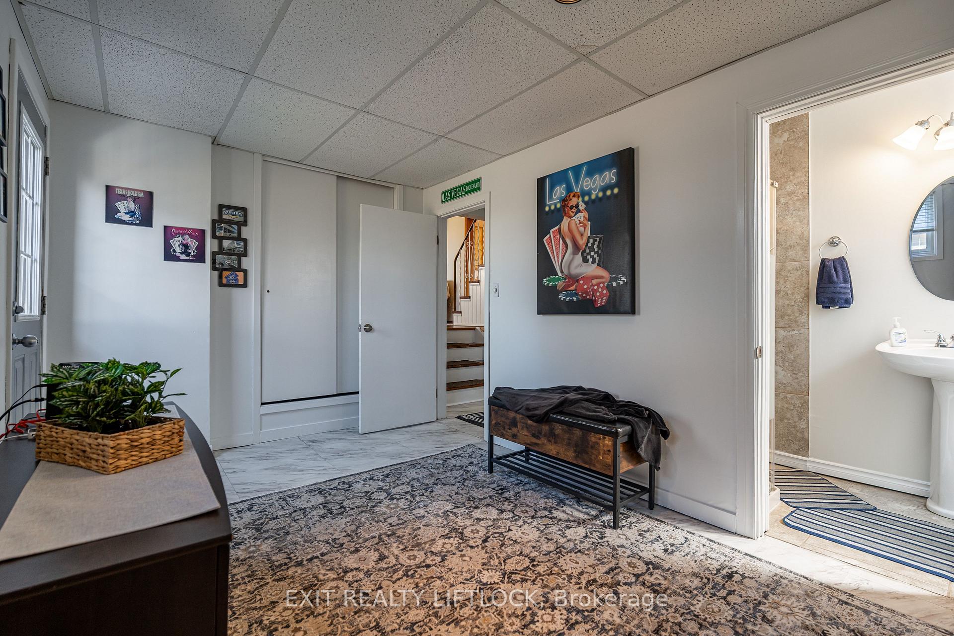 Photo 11 of 110 Labrador Drive, Oshawa, Donevan — HOMEH