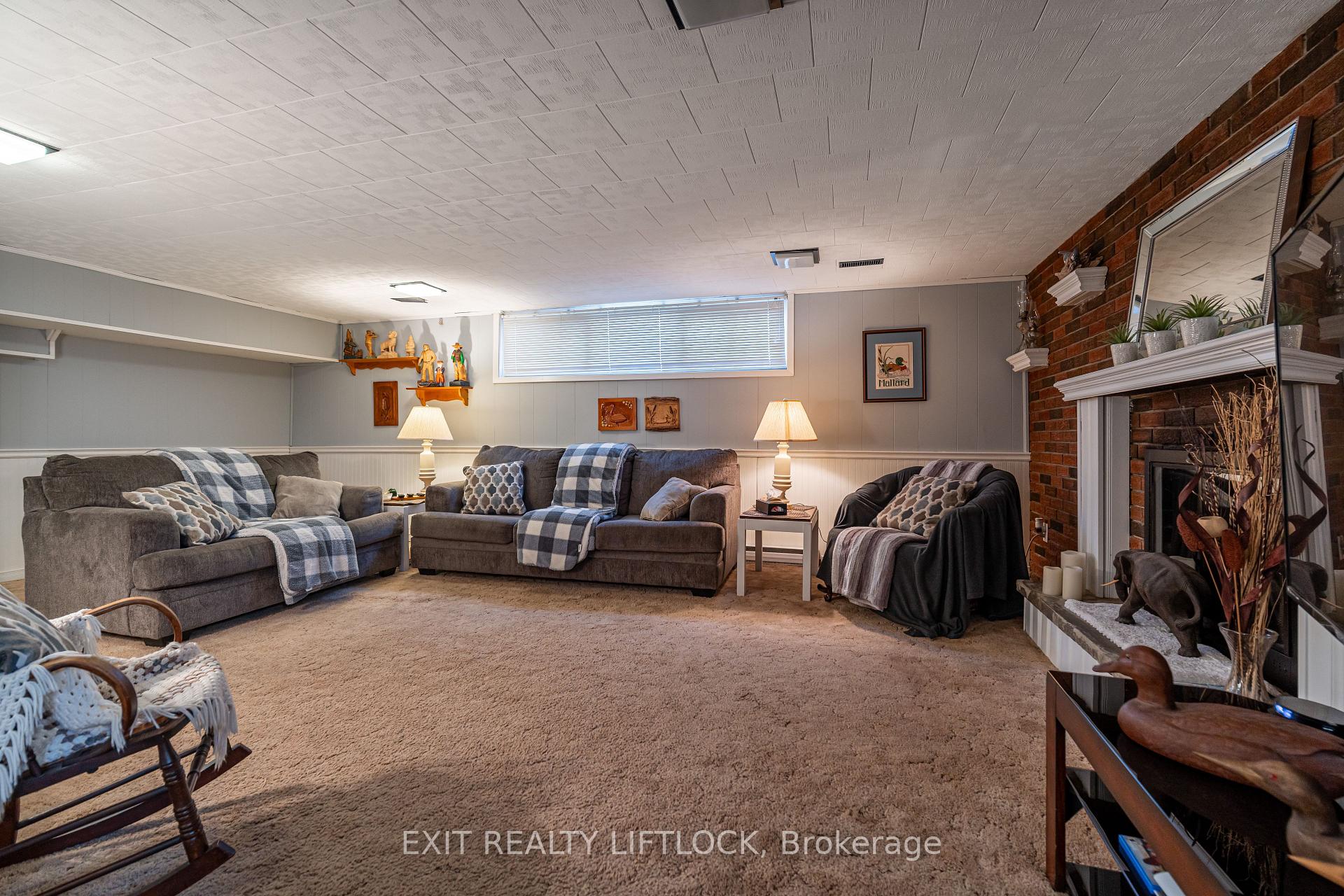 Photo 18 of 110 Labrador Drive, Oshawa, Donevan — HOMEH