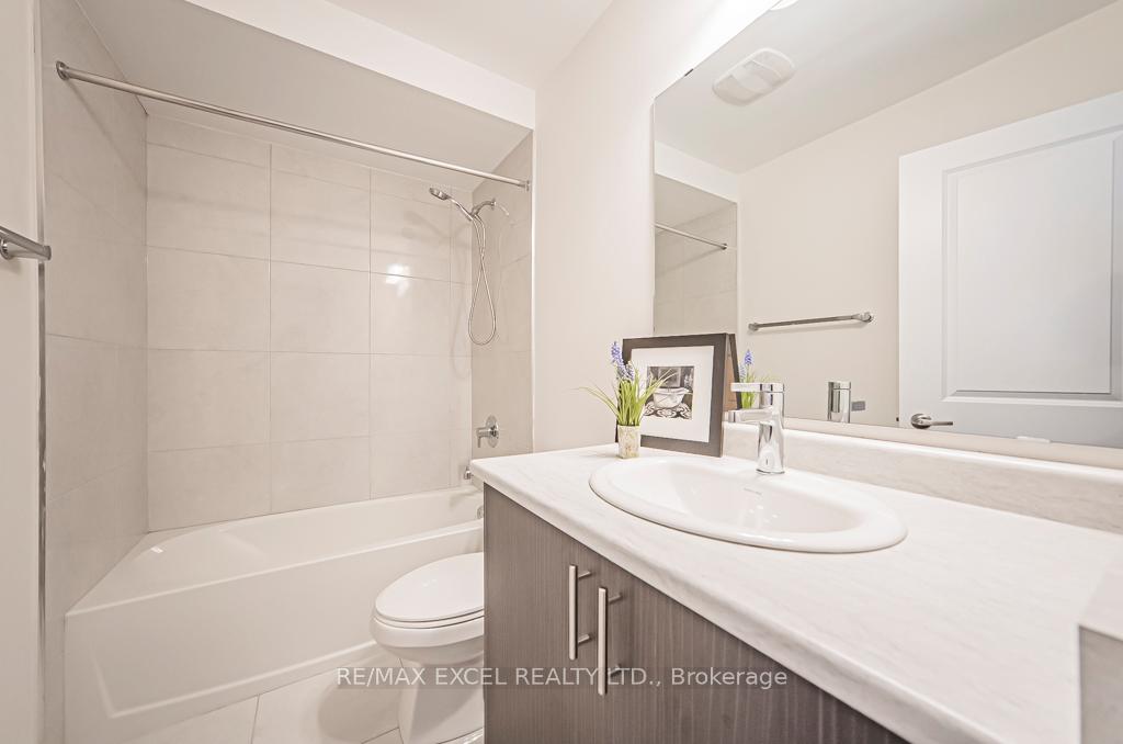 Photo 29 of 14 Lake Trail Way, Whitby, Brooklin — HOMEH