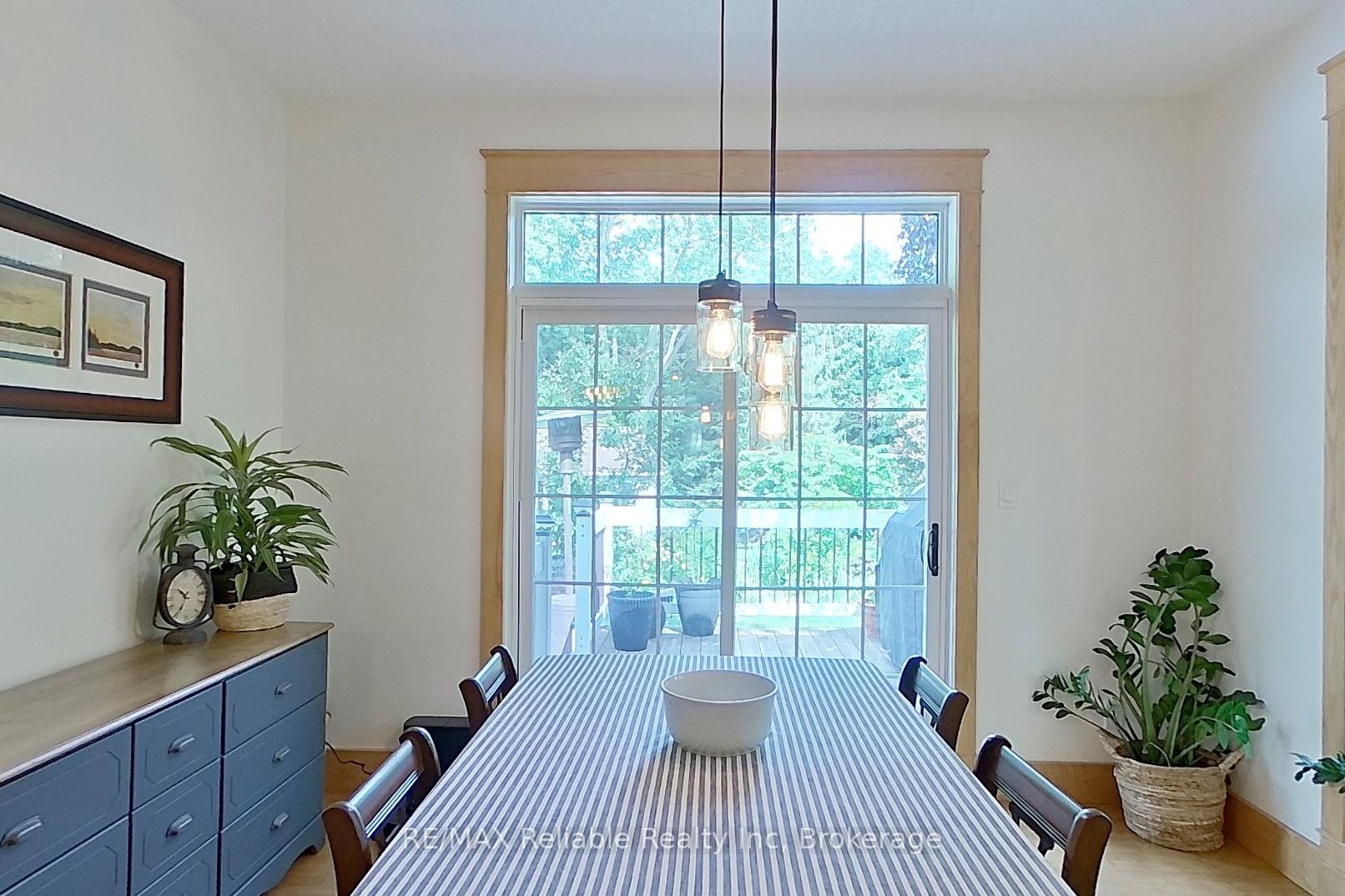 Photo 15 of 11 Ducharme Crescent, Bluewater, Bayfield — HOMEH